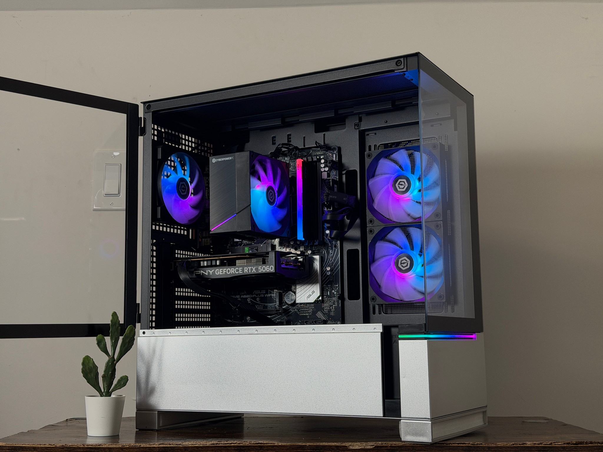 RTX 5060 | RYZEN 5 8400F | 16GB DDR5 | 1TB NVME SSD | GAMING PC