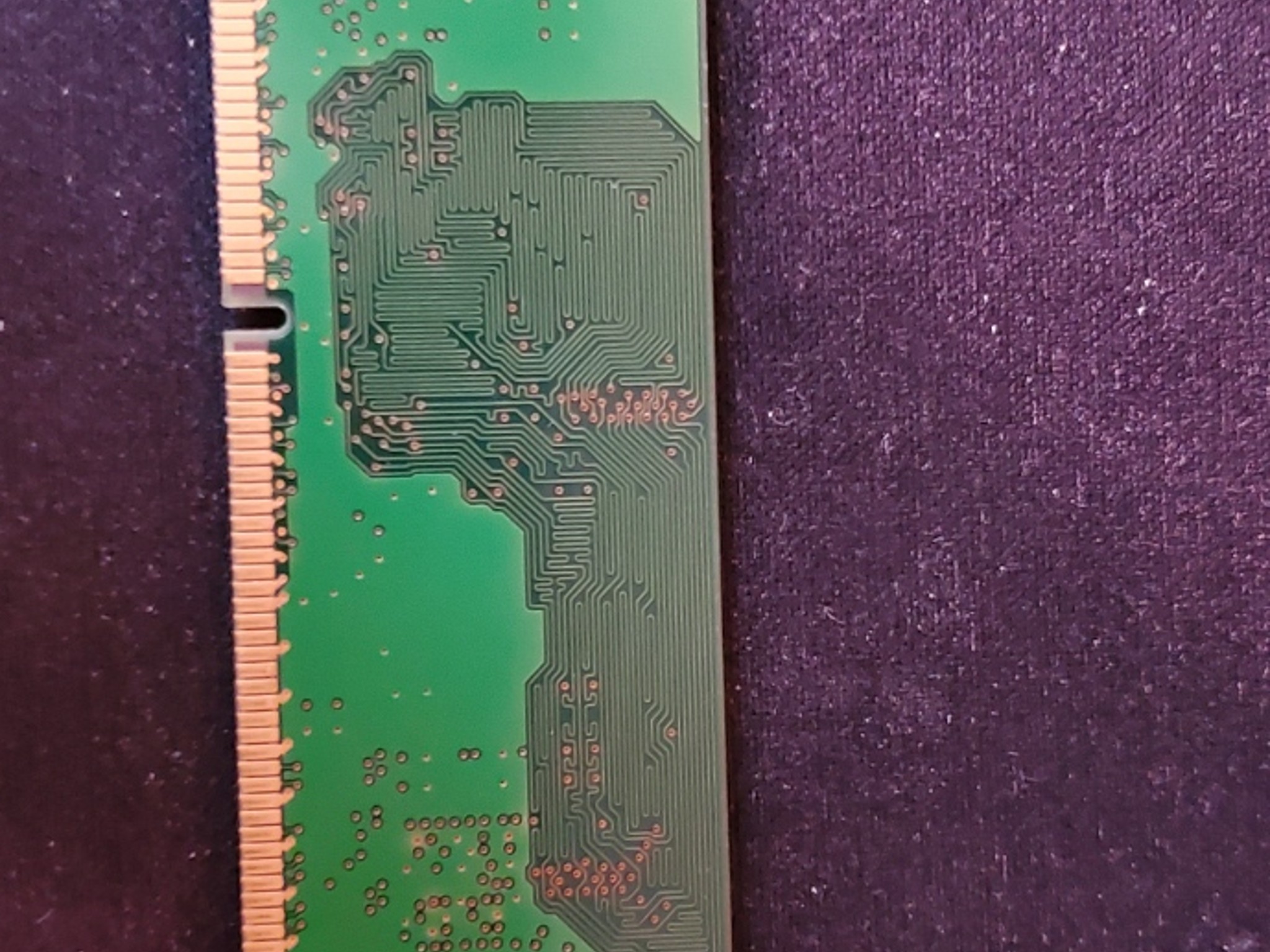 Infineon 256MB DDR2-400 HYS64T32000HU-5-A UDIMM PC2-3200 NON-ECC