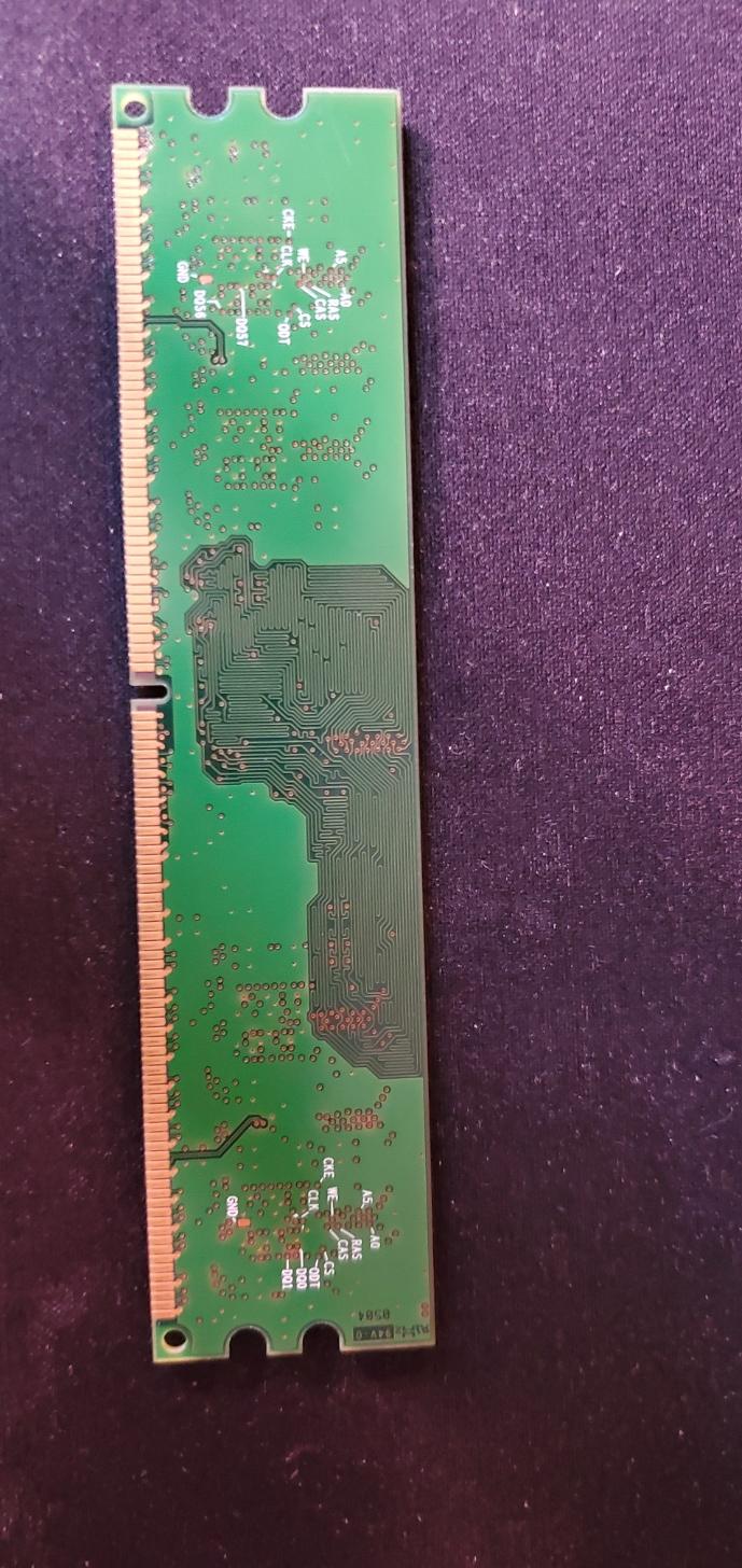 Infineon 256MB DDR2-400 HYS64T32000HU-5-A UDIMM PC2-3200 NON-ECC