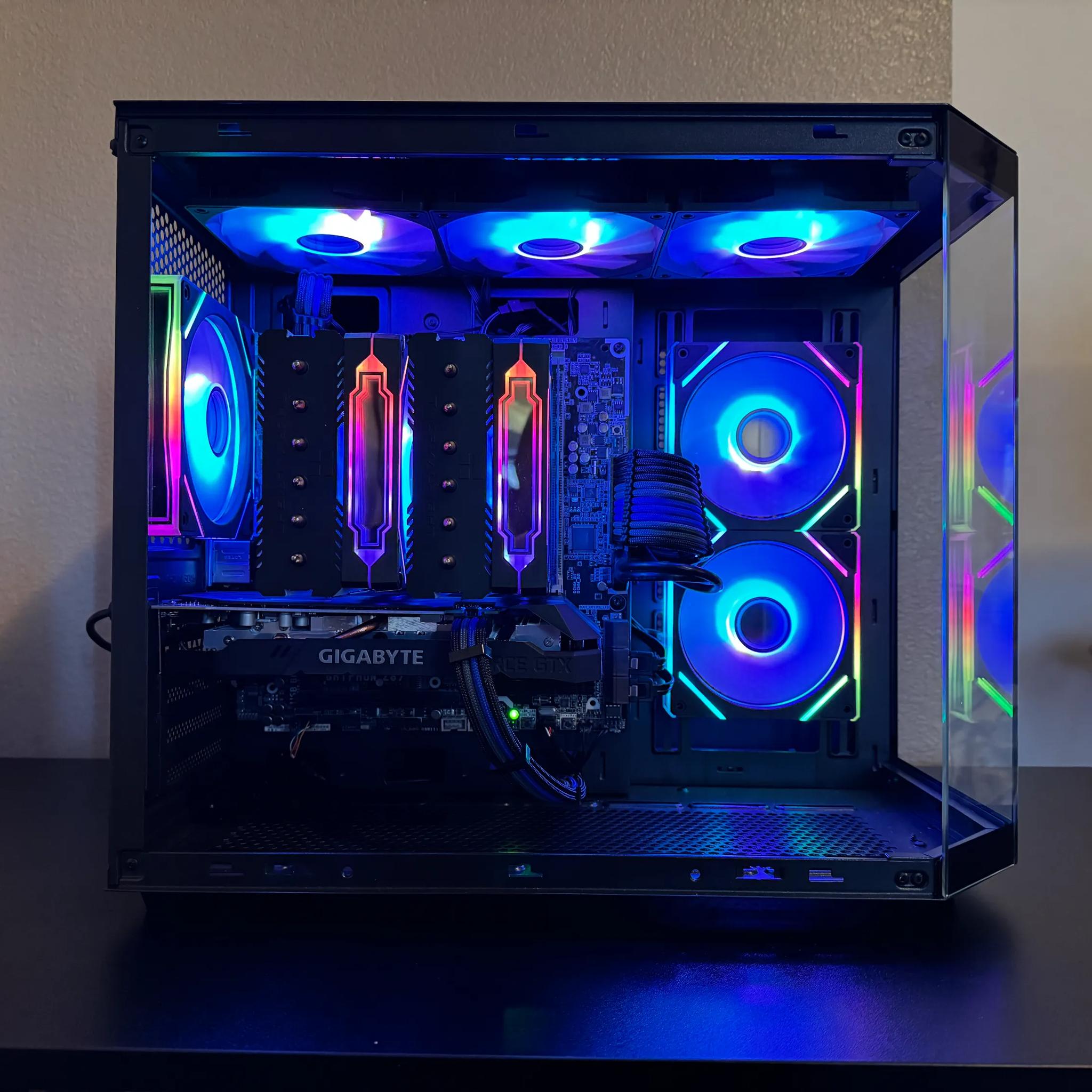 i7 4770K | GeForce GTX 1660 Ti | 16GB Ram | 1.5 TB Storage | WiFi & Bluetooth