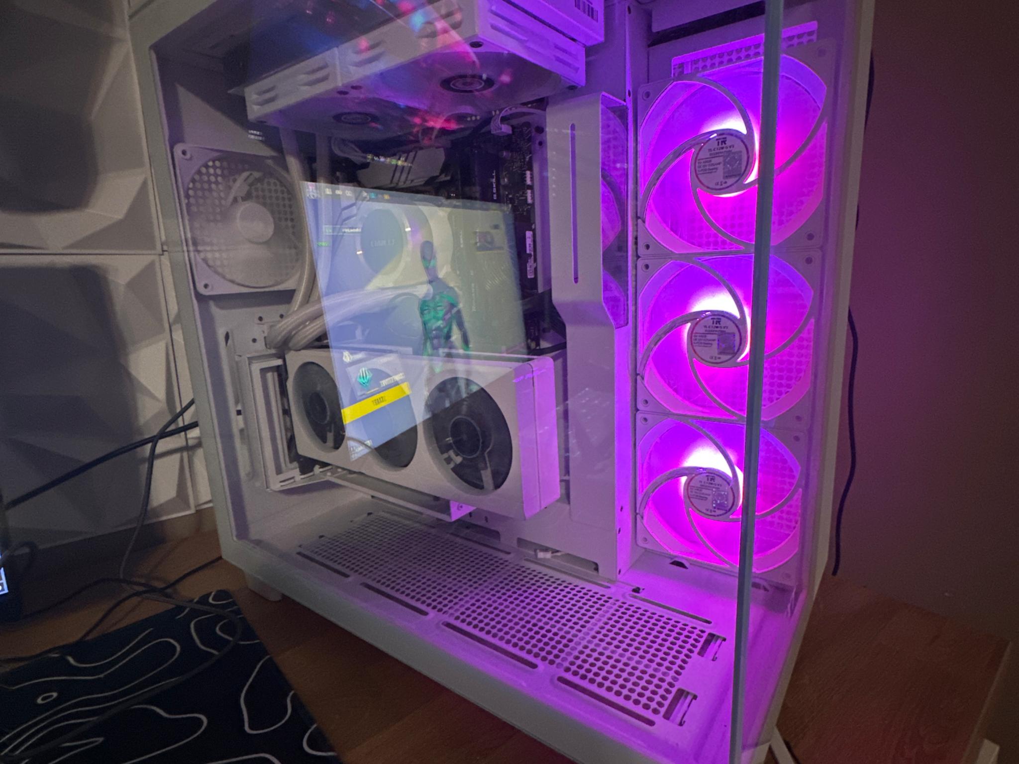I9 12900K| RTX 4060 TI| 32GB DDR5|