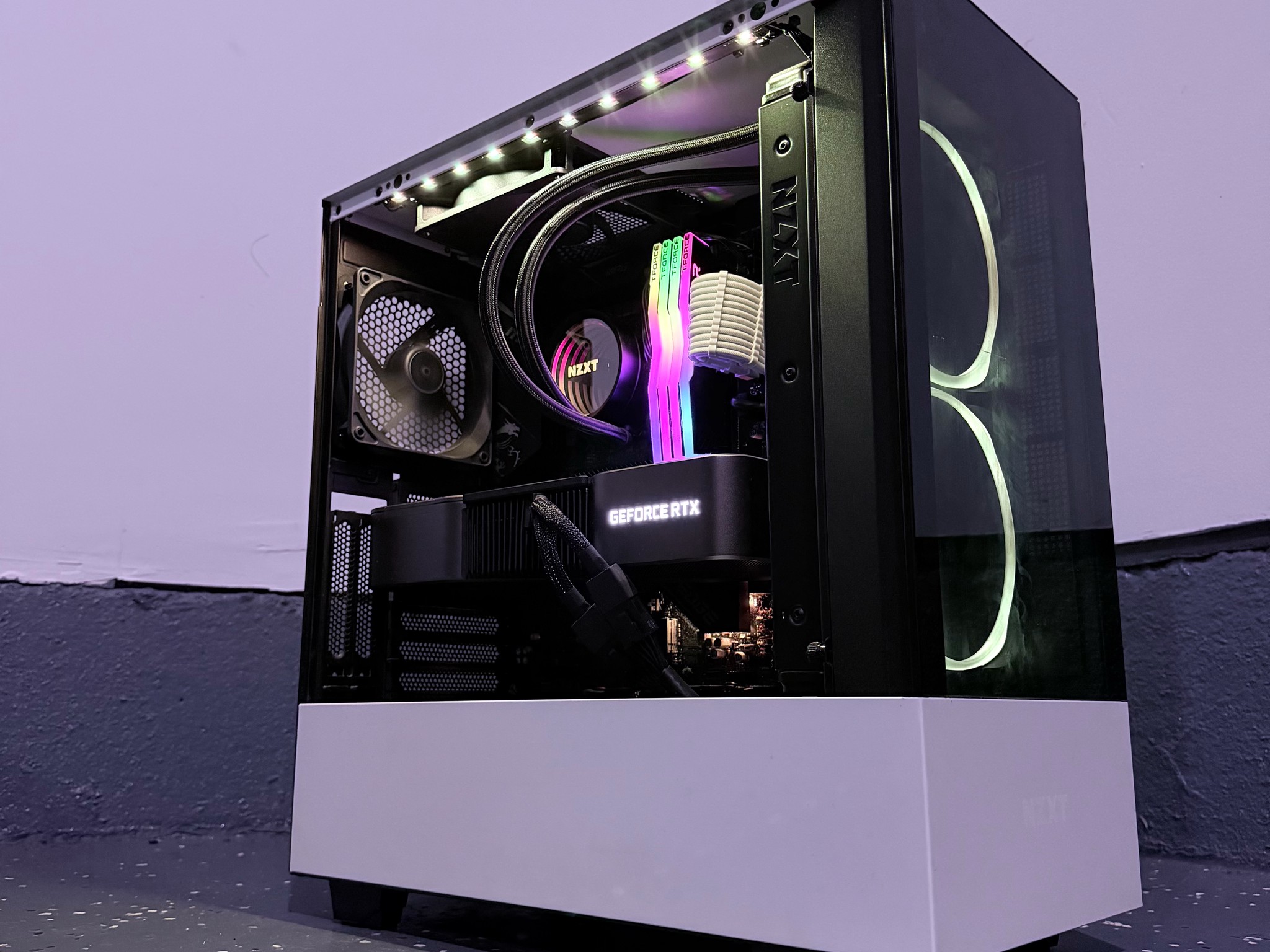 ⚫️"Obsidian Pearl"⚪️| 4K Gaming | RTX 3090 24GB | Intel i9 10900k | 64GB Ram | 5TB Storage