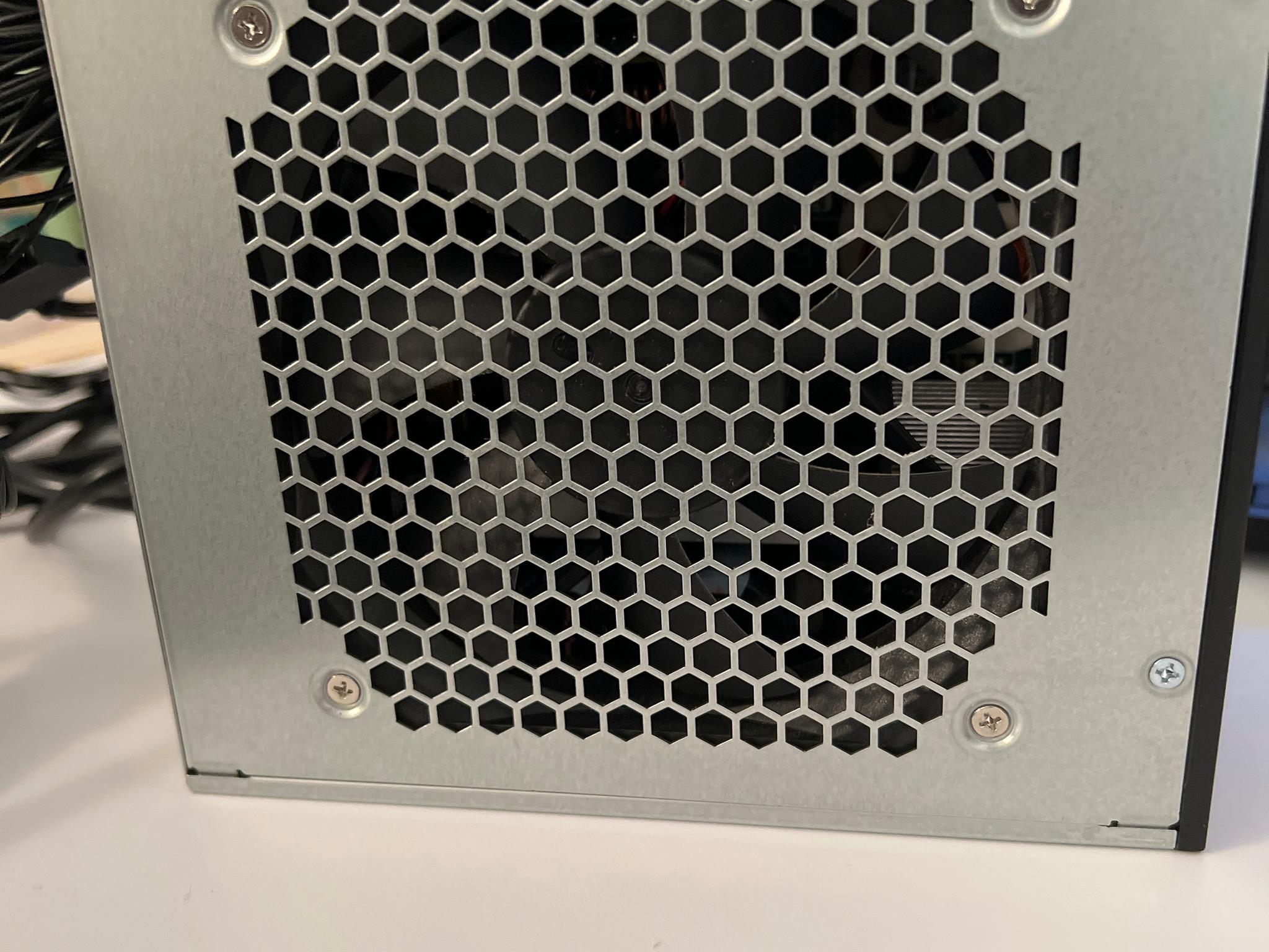  800 W 80 Plus Gold certified ATX power supply