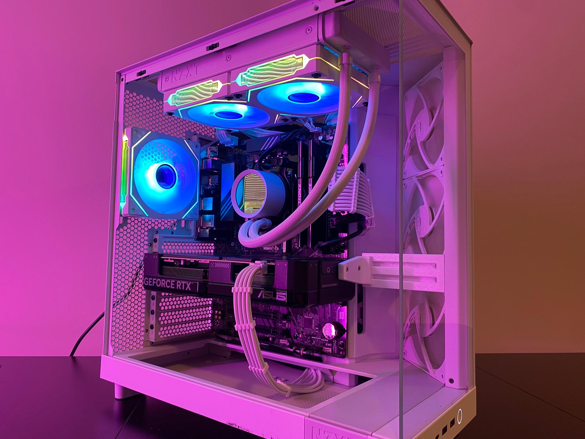 White NZXT Gaming PC | RTX 4070 12GB | Ryzen 5 7600X | 16GB DDR5 | 1TB NVMe | LCD AIO | RGB