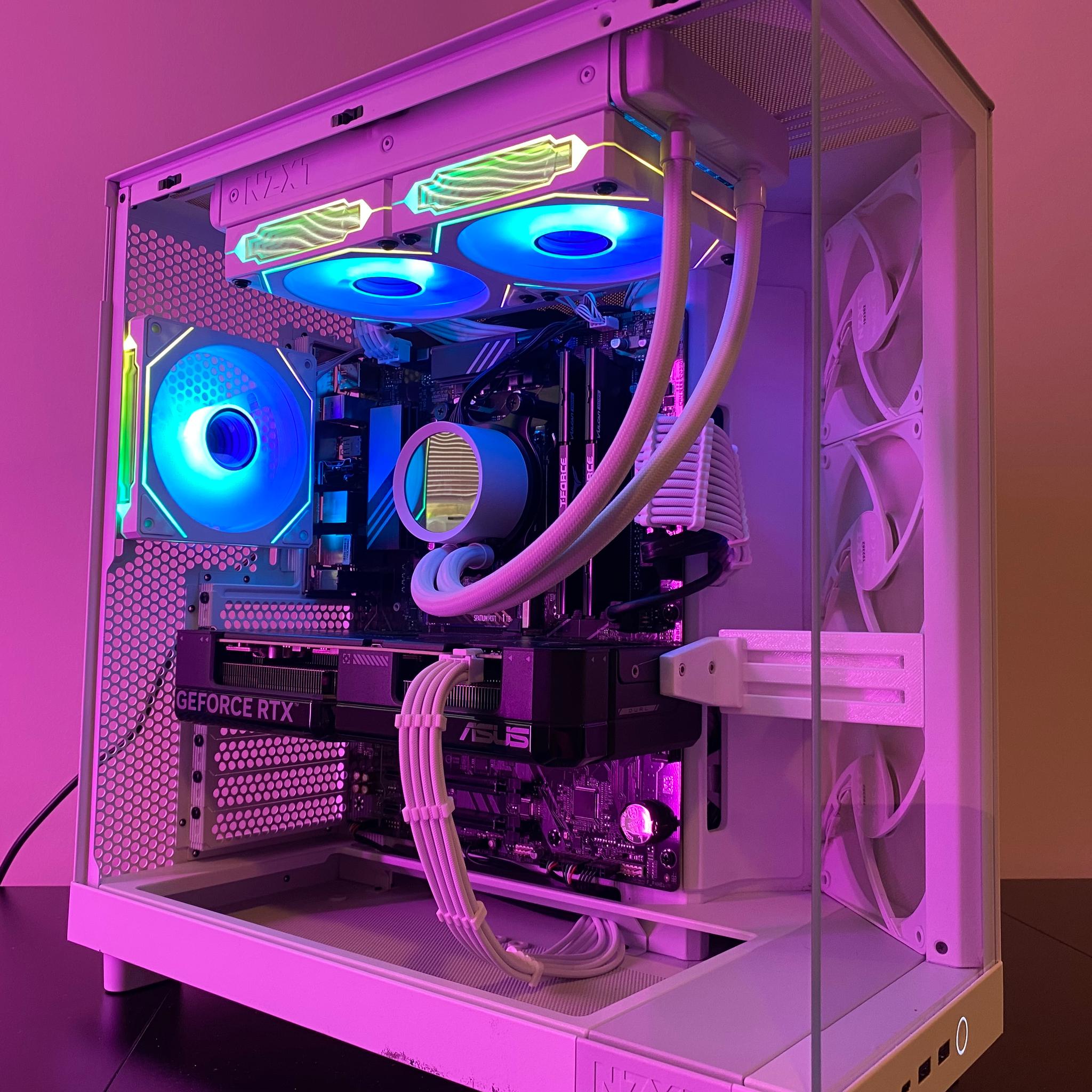White NZXT Gaming PC | RTX 4070 12GB | Ryzen 5 7600X | 16GB DDR5 | 1TB NVMe | LCD AIO | RGB