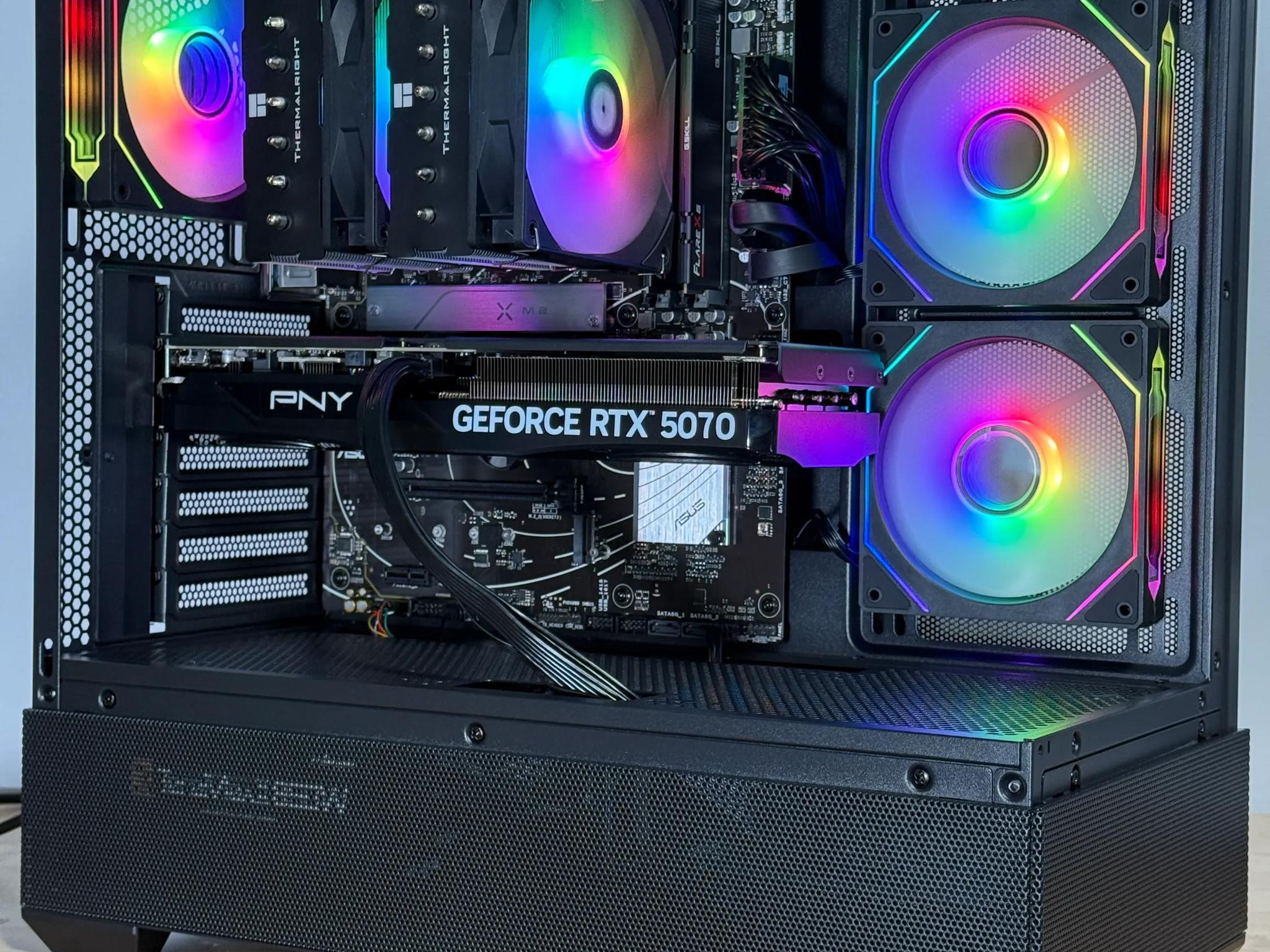 RTX 5070 and Ryzen 7 7800x3d Gaming PC