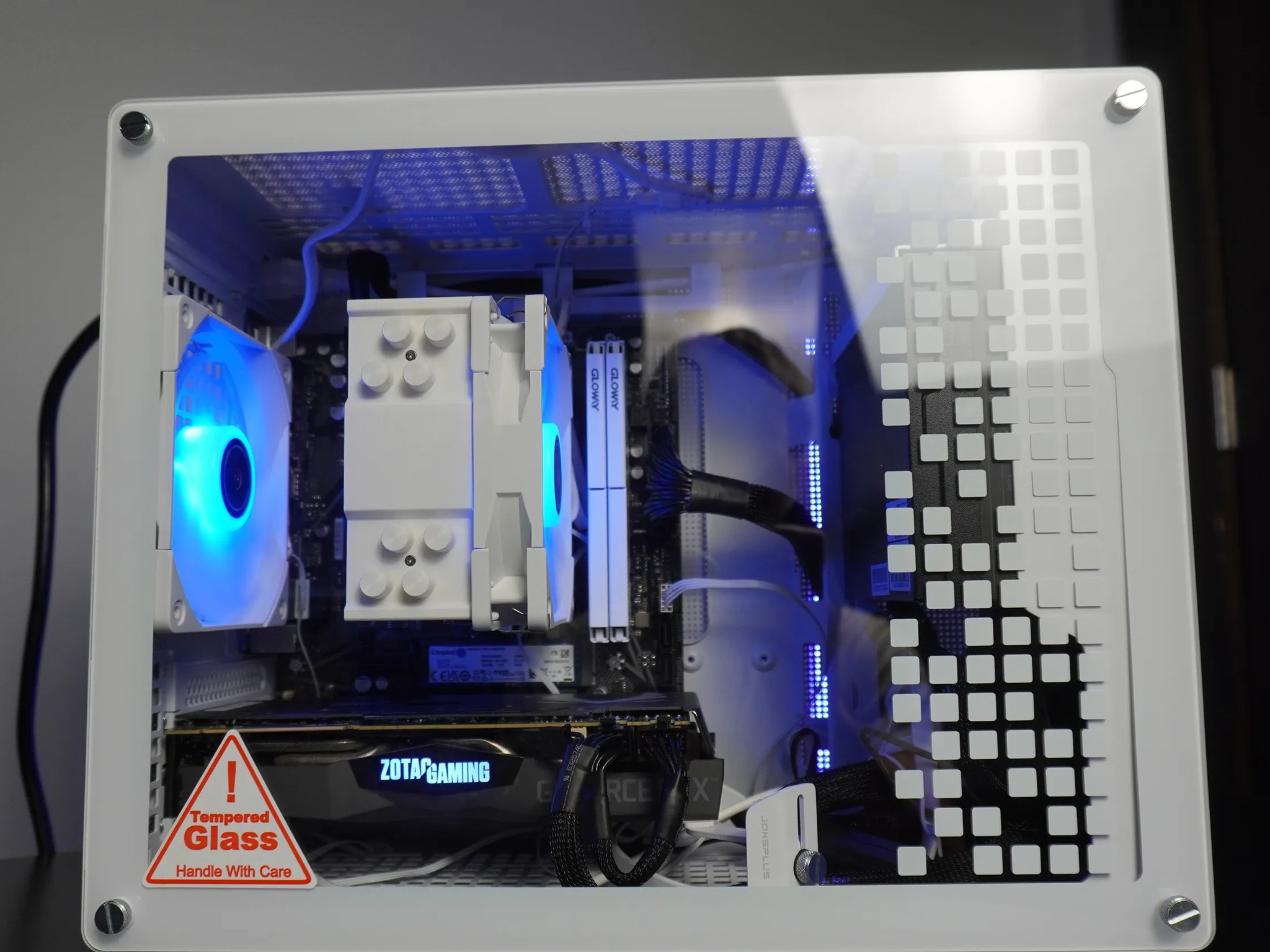 🤍AESTHETIC/PORTABLE🤍 RTX Machine 💚 RTX 2070 Super 8GB 🧡 Ryzen 5 5600 | 16GB RAM | 1TB NVME