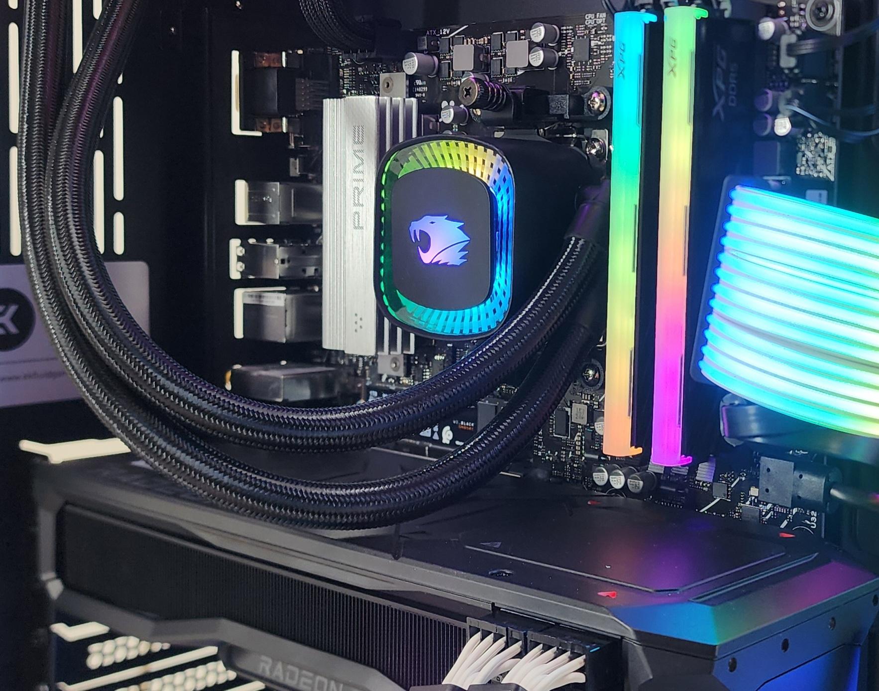 Gaming PC Ryzen 7 7800X3D 32GB RAM 1TB SSD RX 7900 XT 20GB Windows 11 Computer