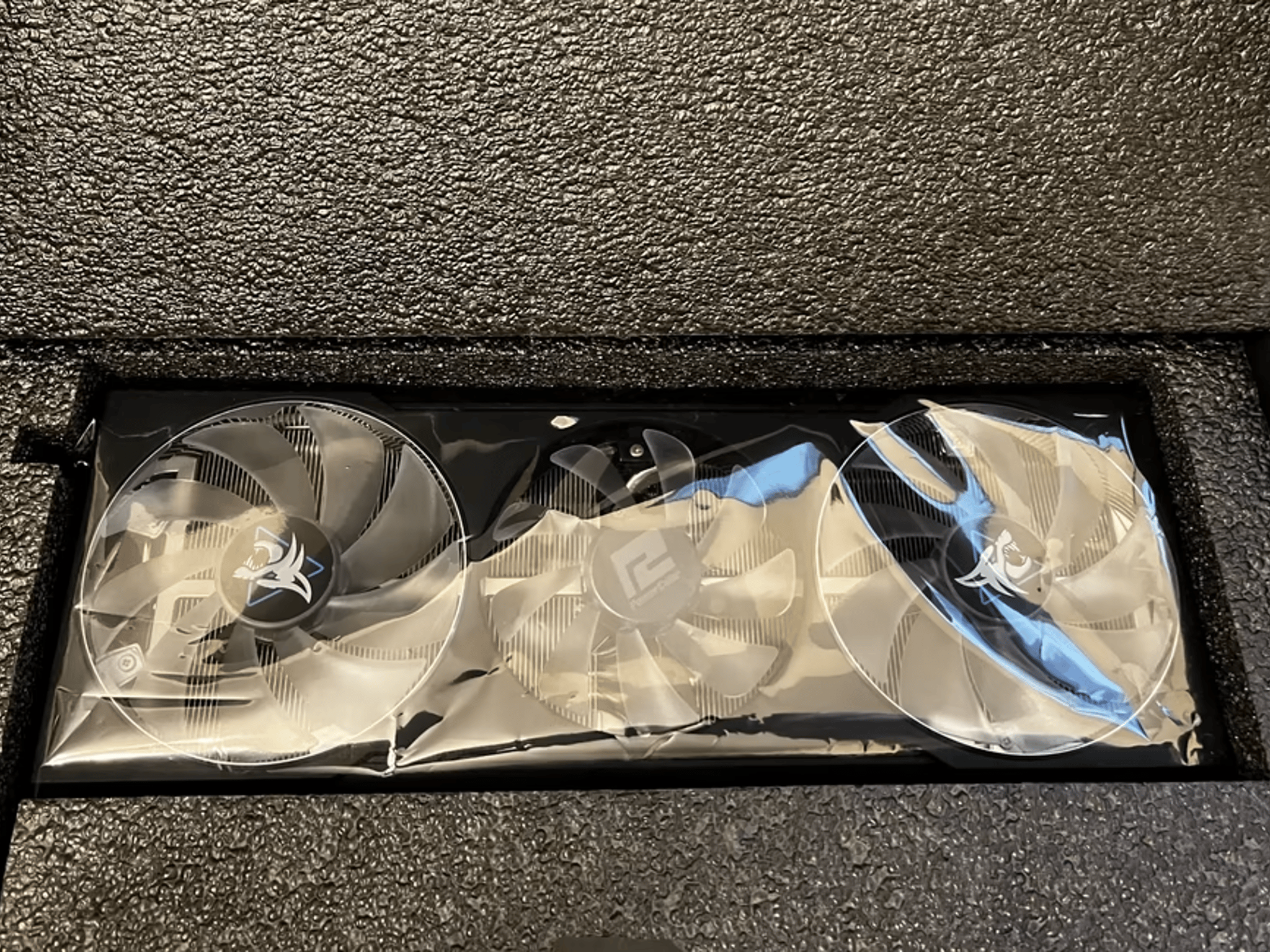 Practically new!!!  PowerColor Radeon RX 6700XT Hellhound