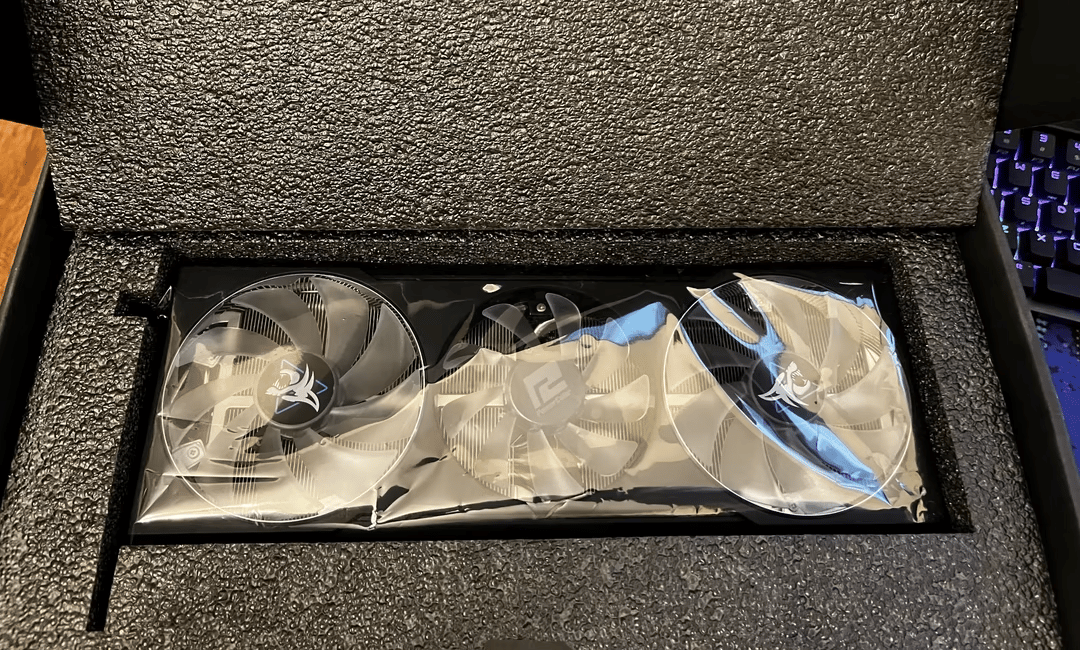 Practically new!!!  PowerColor Radeon RX 6700XT Hellhound