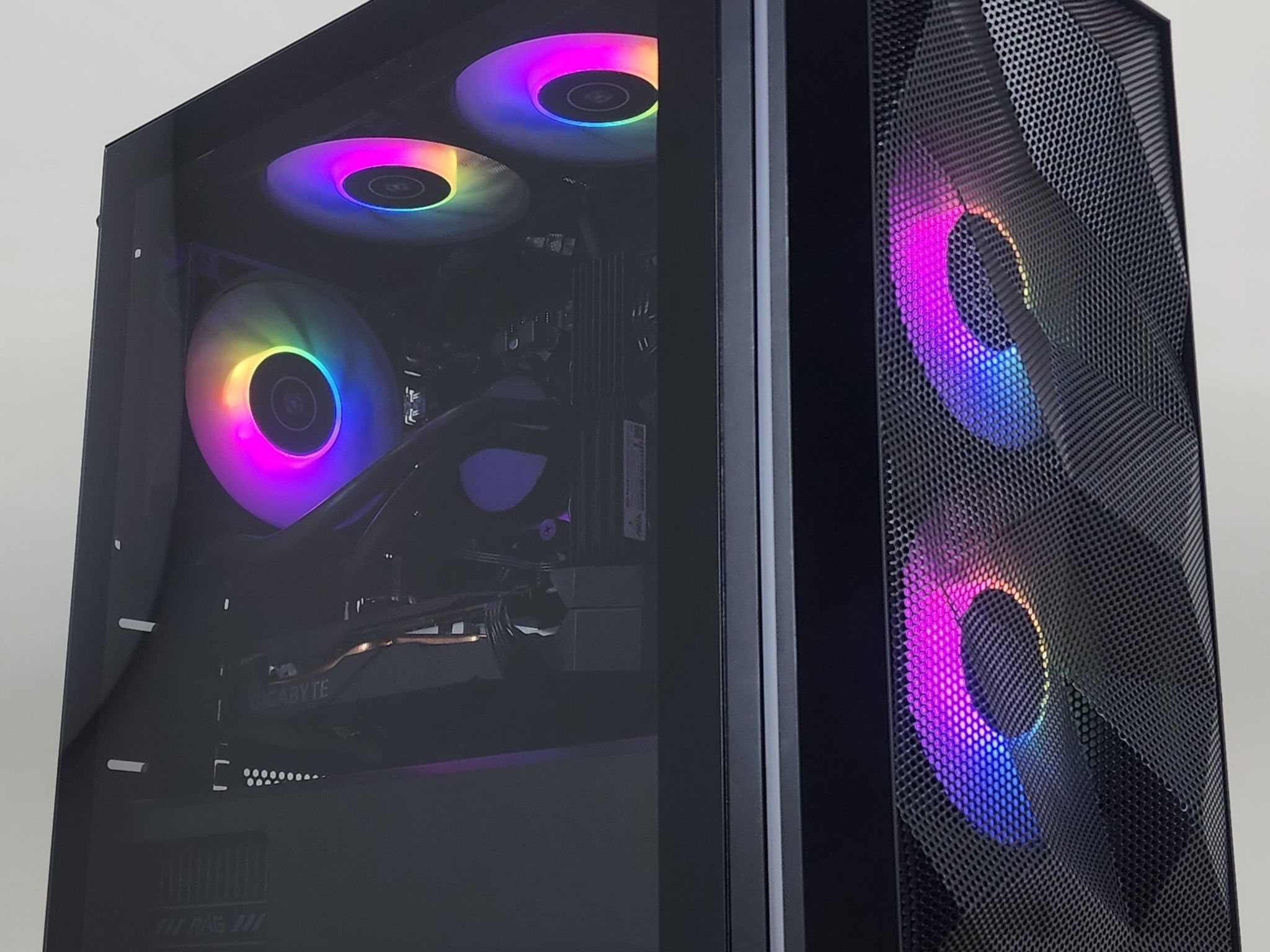 Gaming PC Ryzen 5 2600X 32GB RAM 512GB SSD+1TB HDD RTX 2060 12GB Win 11 Computer