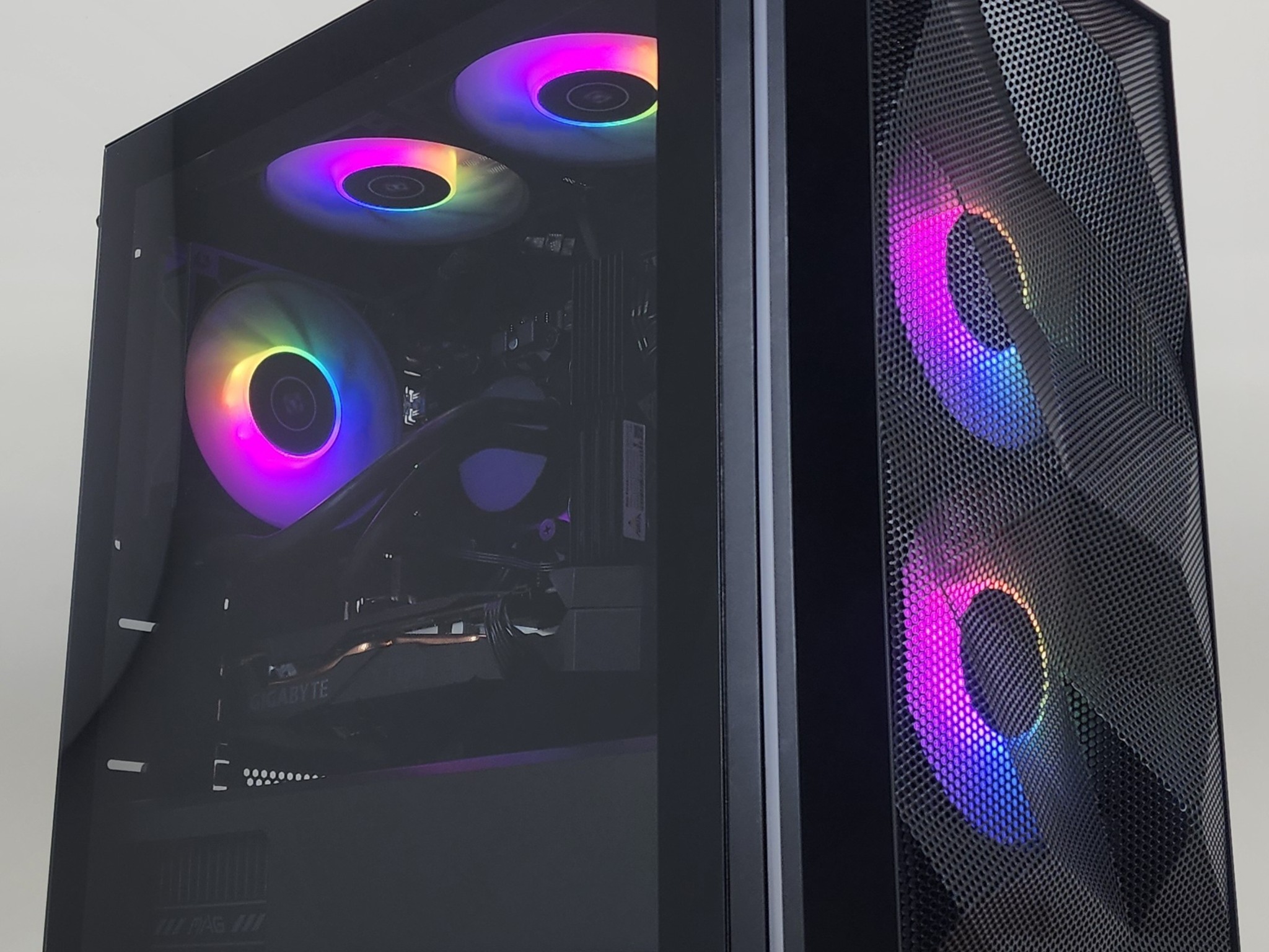 Gaming PC Ryzen 5 2600X 32GB RAM 512GB SSD+1TB HDD RTX 2060 12GB Win 11 Computer