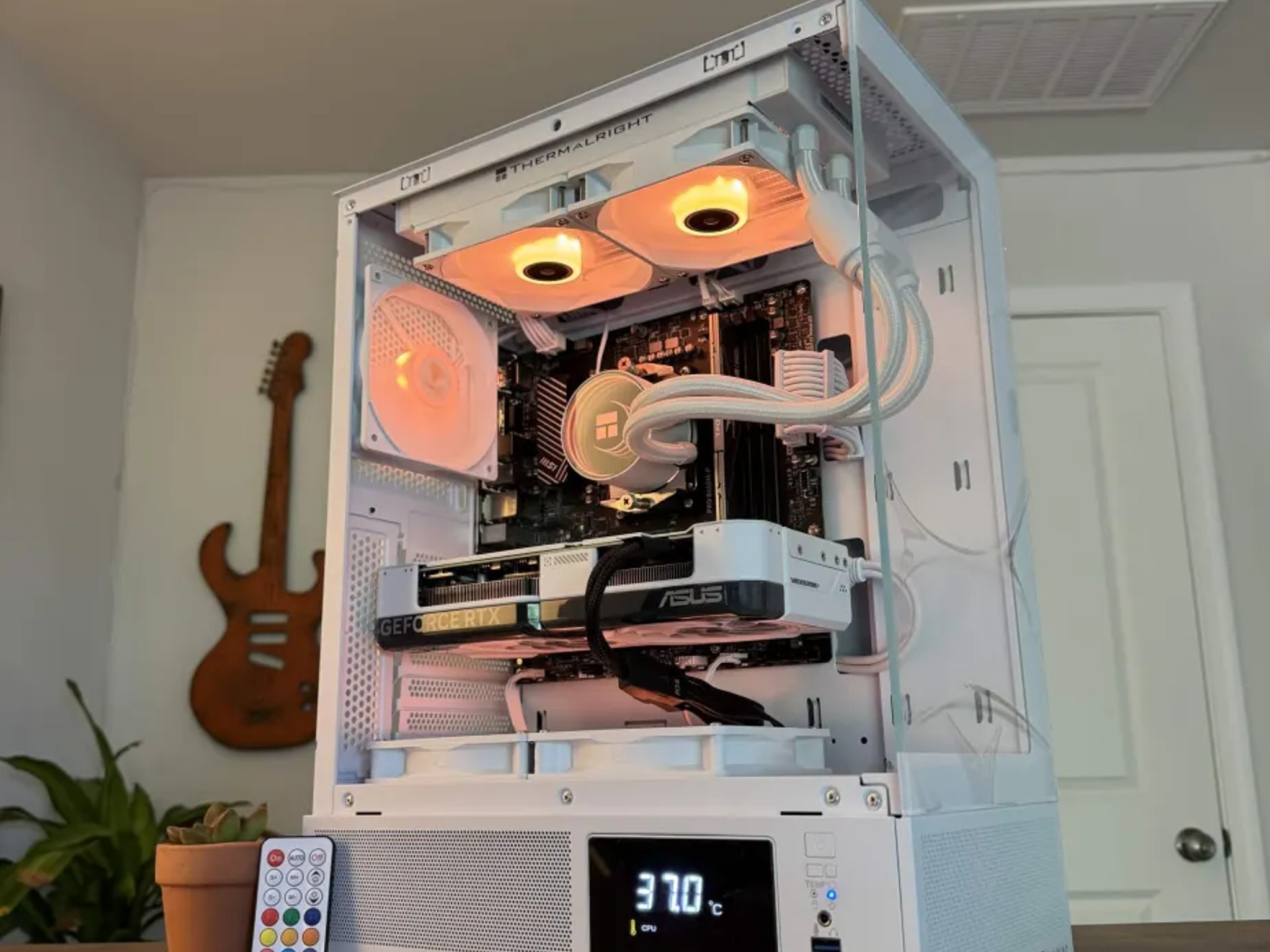 White Custom Gaming PC | 1440p Ready | RTX 4070 Super + Ryzen 5 7600X