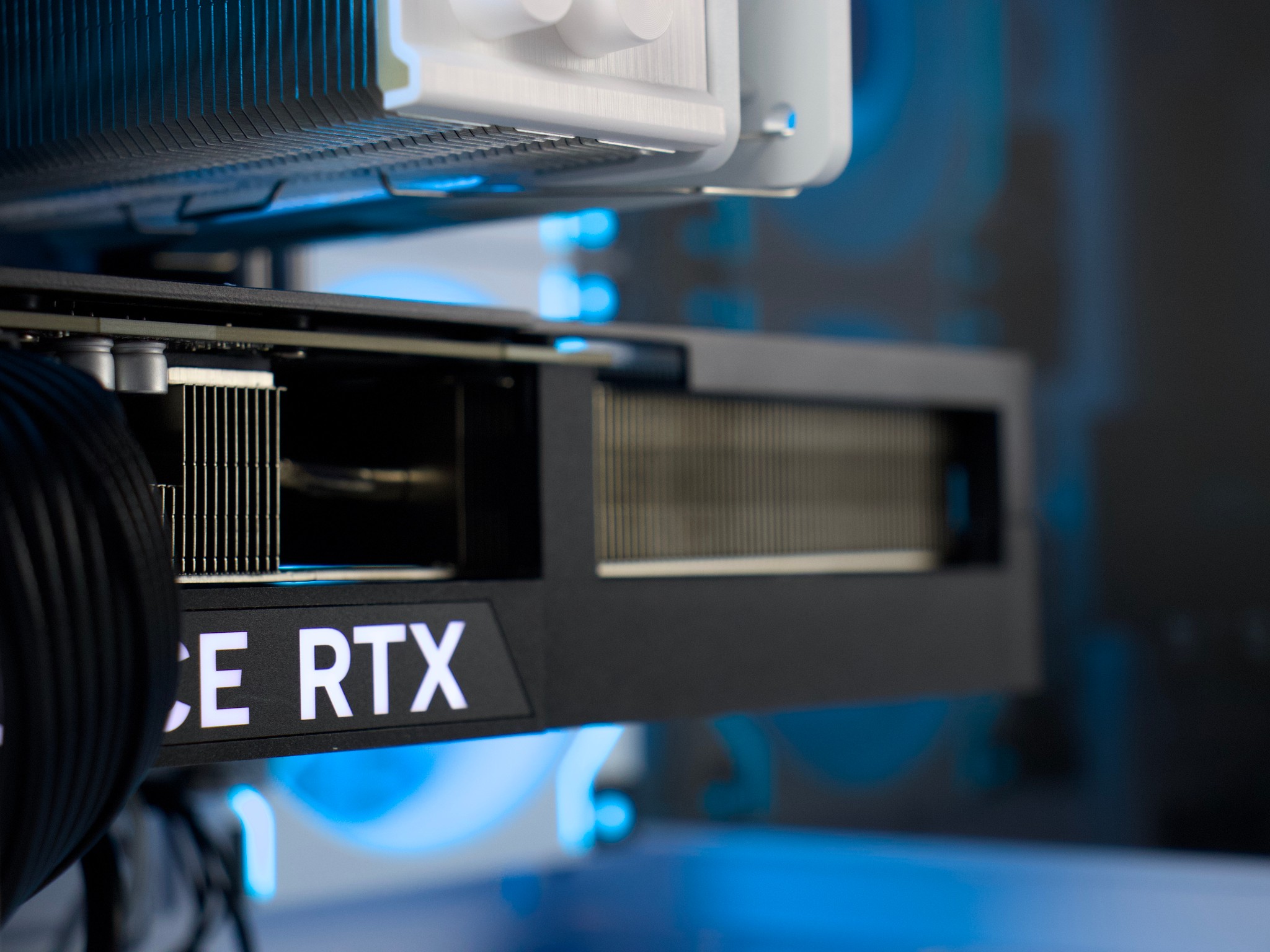 🧊❄️🧊 White Gaming PC – RTX 5060 TI, Ryzen 7 5700X, 32GB RAM, 1TB SSD - WiFi, BlueTooth 🧊❄️🧊