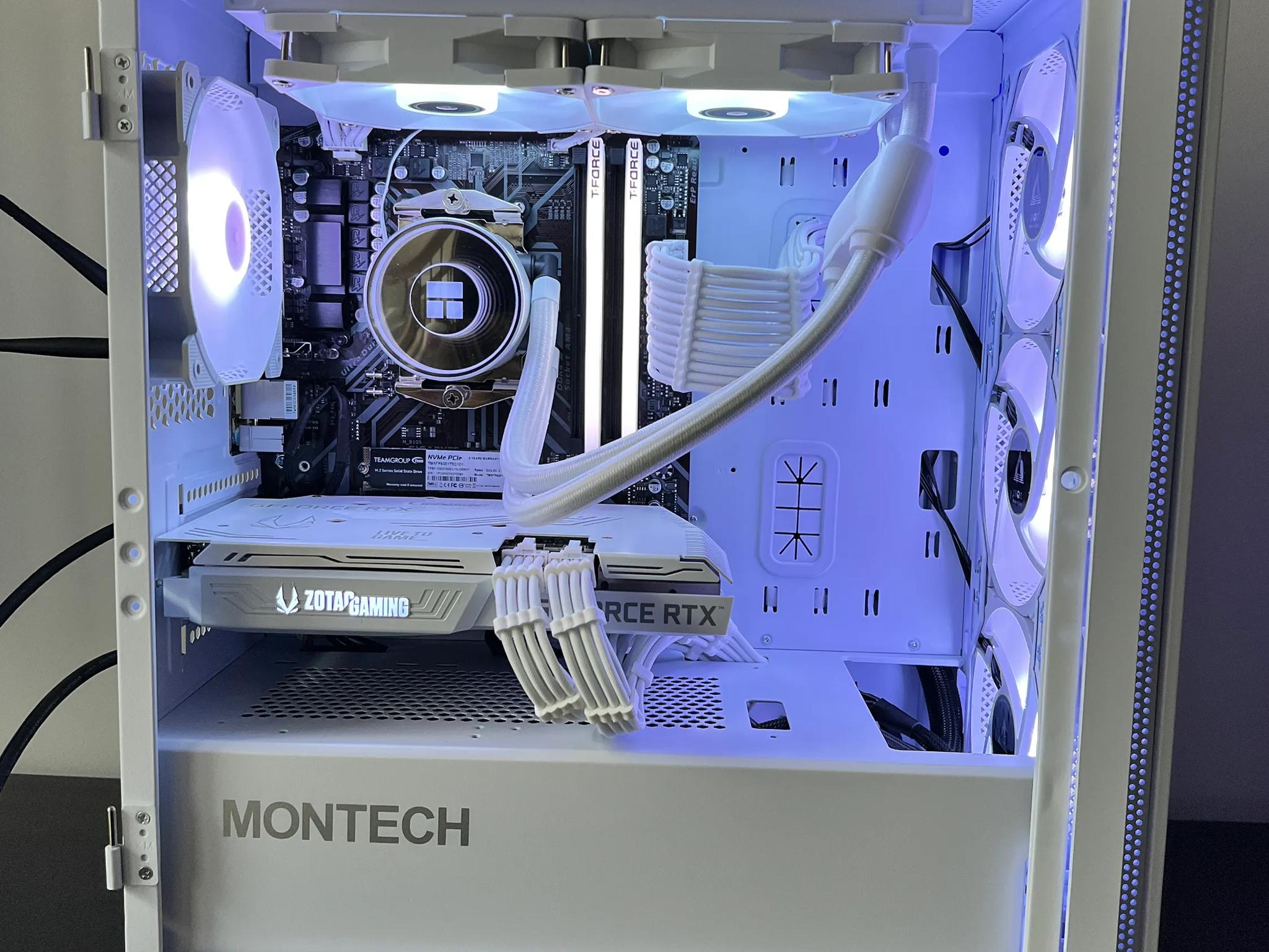 Ryzen 5 5600X RTX 3070 1TB M.2 16GB Ram Gaming PC