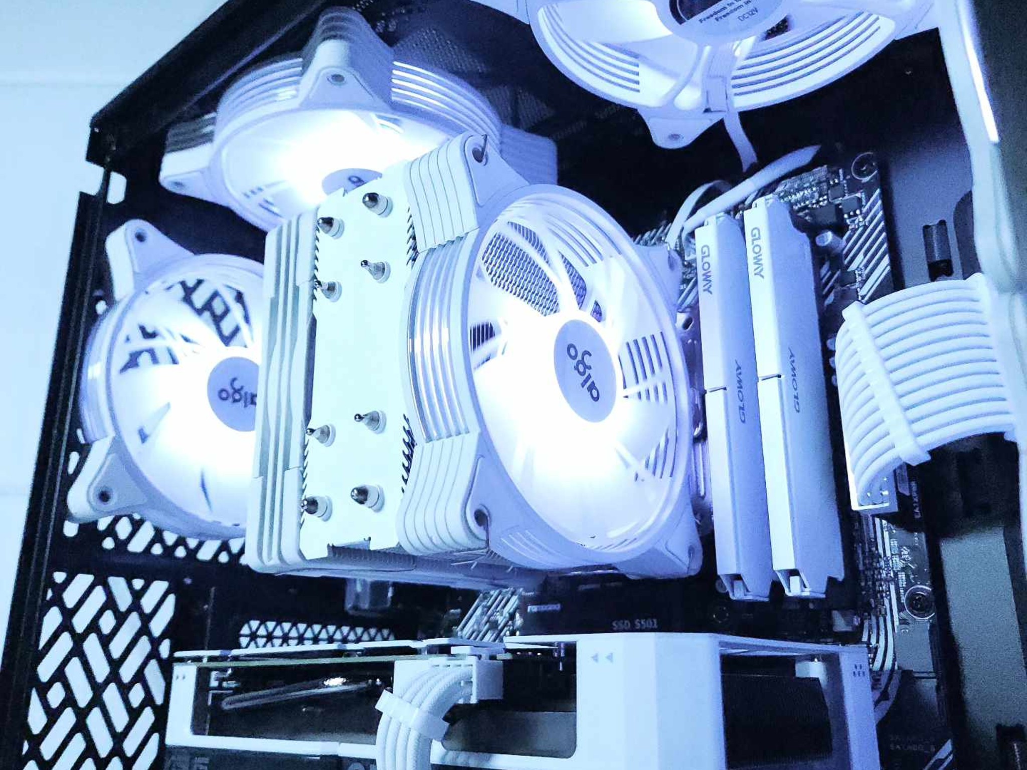 🤍🖤RTX 4060 || Ryzen 5 5600G || 1TB NVMe SSD || 32GB 3200MHz || 1080p Gaming PC
