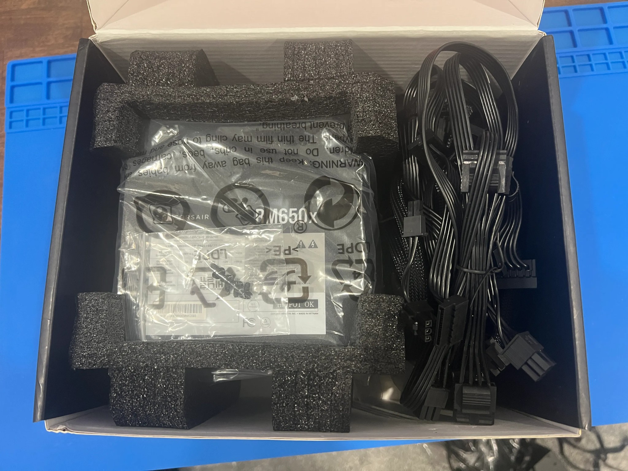 Corsair RM650x