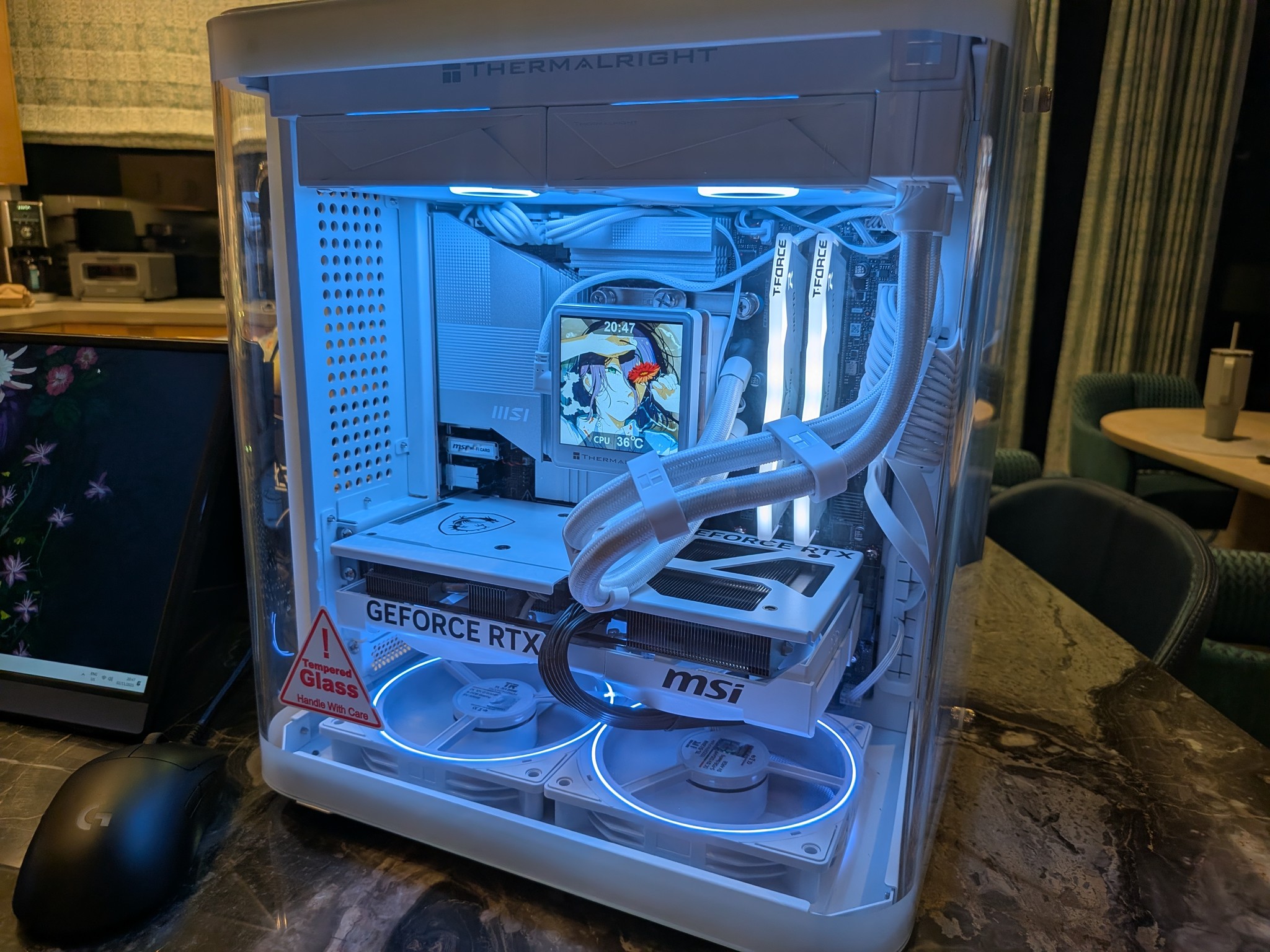 Bomb Devil Ice - RTX 5070, Intel Core Ultra 7 265K, 32 GB DDR5, 2 TB Gen 5 NVME, RGB, Liquid Cooled