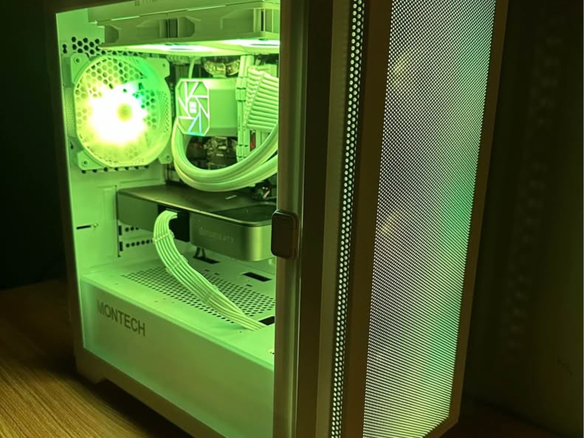 1440p 4K Gaming PC RTX 3070 Ryzen 7 5800X 32GB RAM 1TB SSD RGB Liquid Cooled