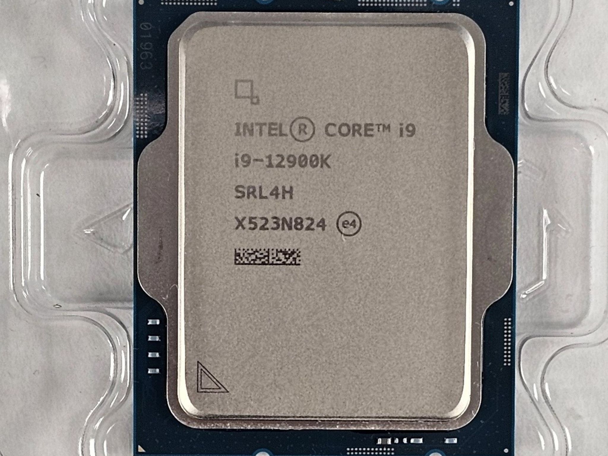 Intel Core i9-12900K LGA1700
