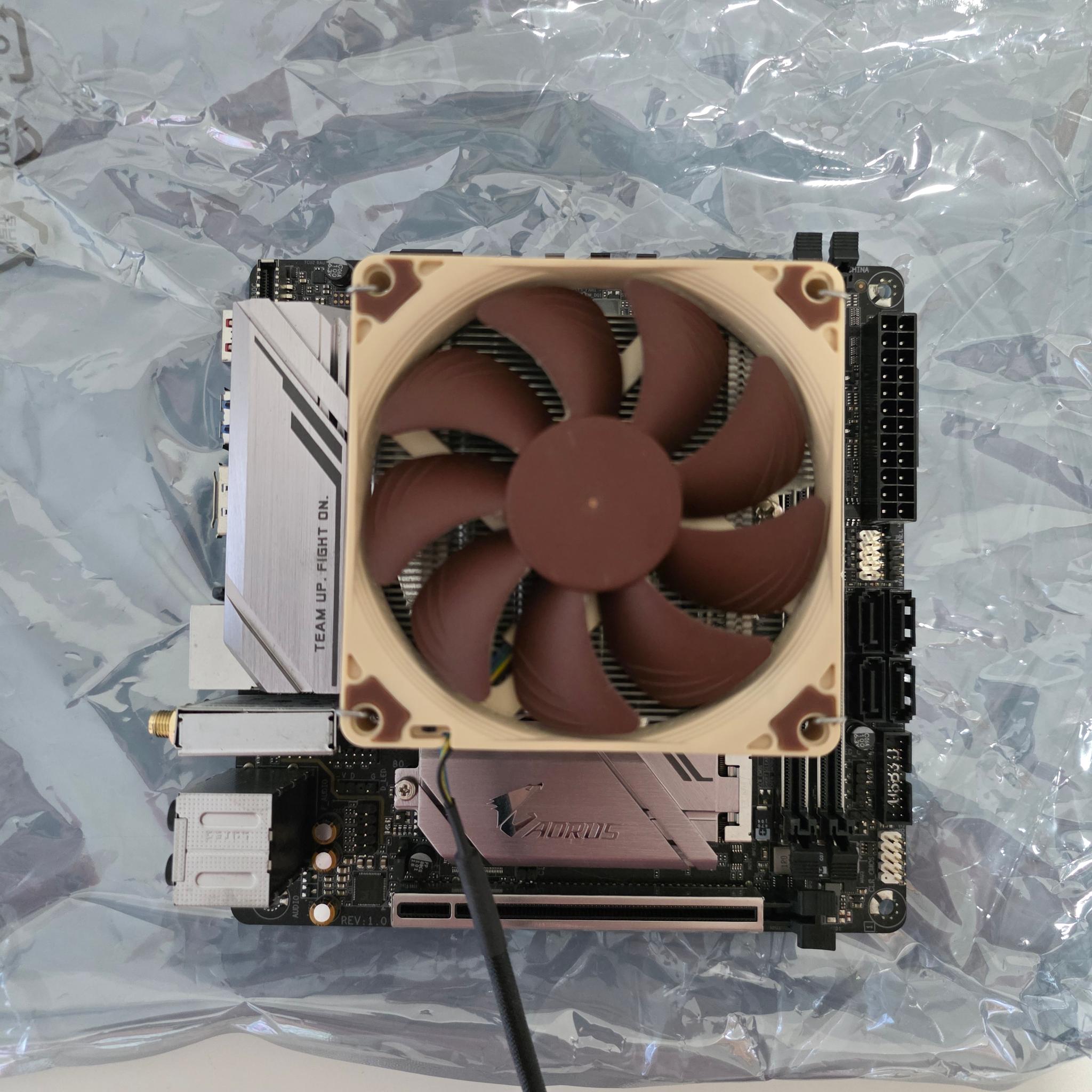 SFF Bundle: Intel i7-8700K + Gigabyte Z390 I Aorus Pro WiFi + Noctua NH-L9x65