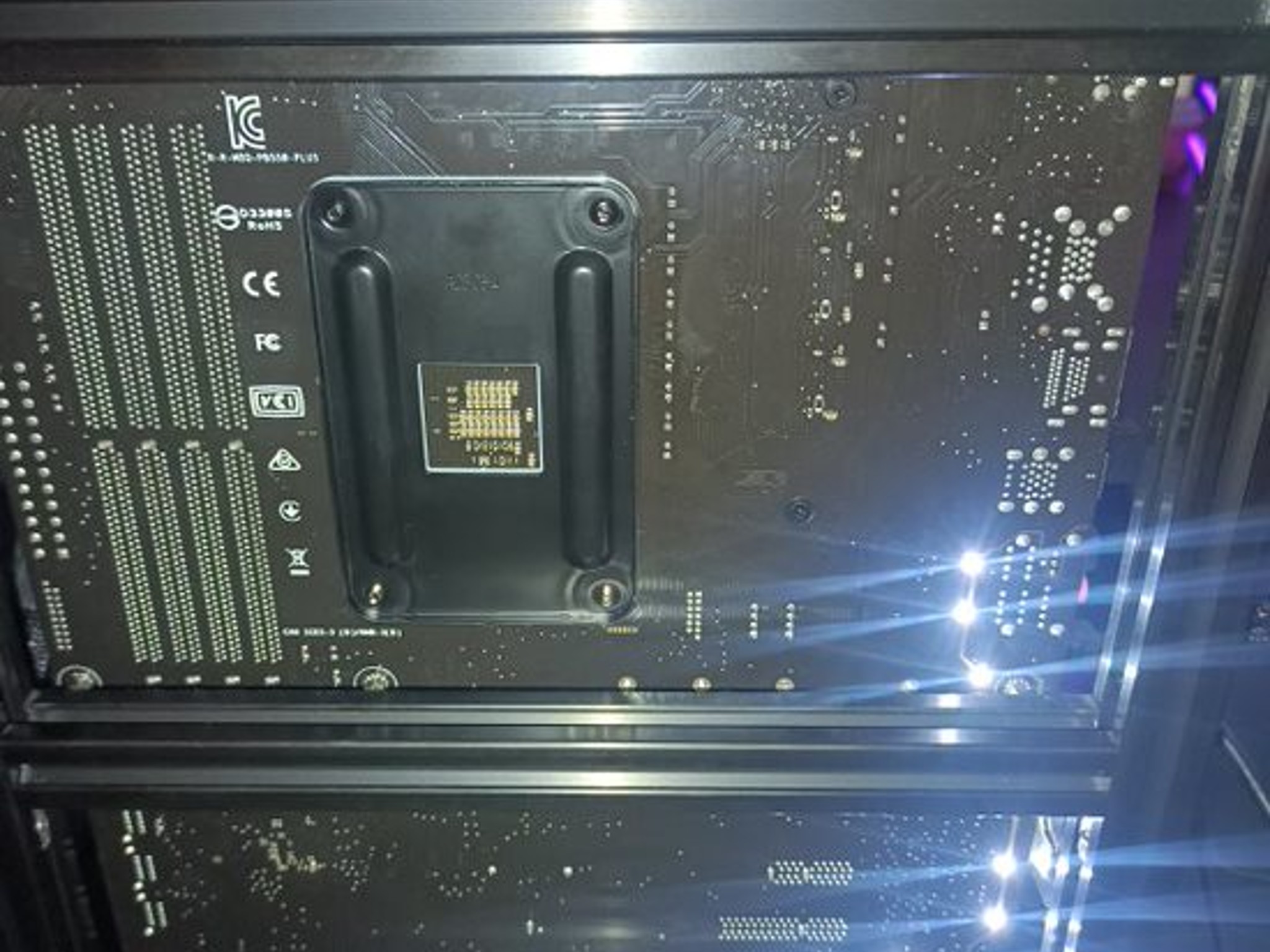 Combo Asus B550-Plus/ Ryzen 5 2600 W\ 16GB TForce DDR4 3200Mhz CL18 and 1 TB Crucial P3 M.2