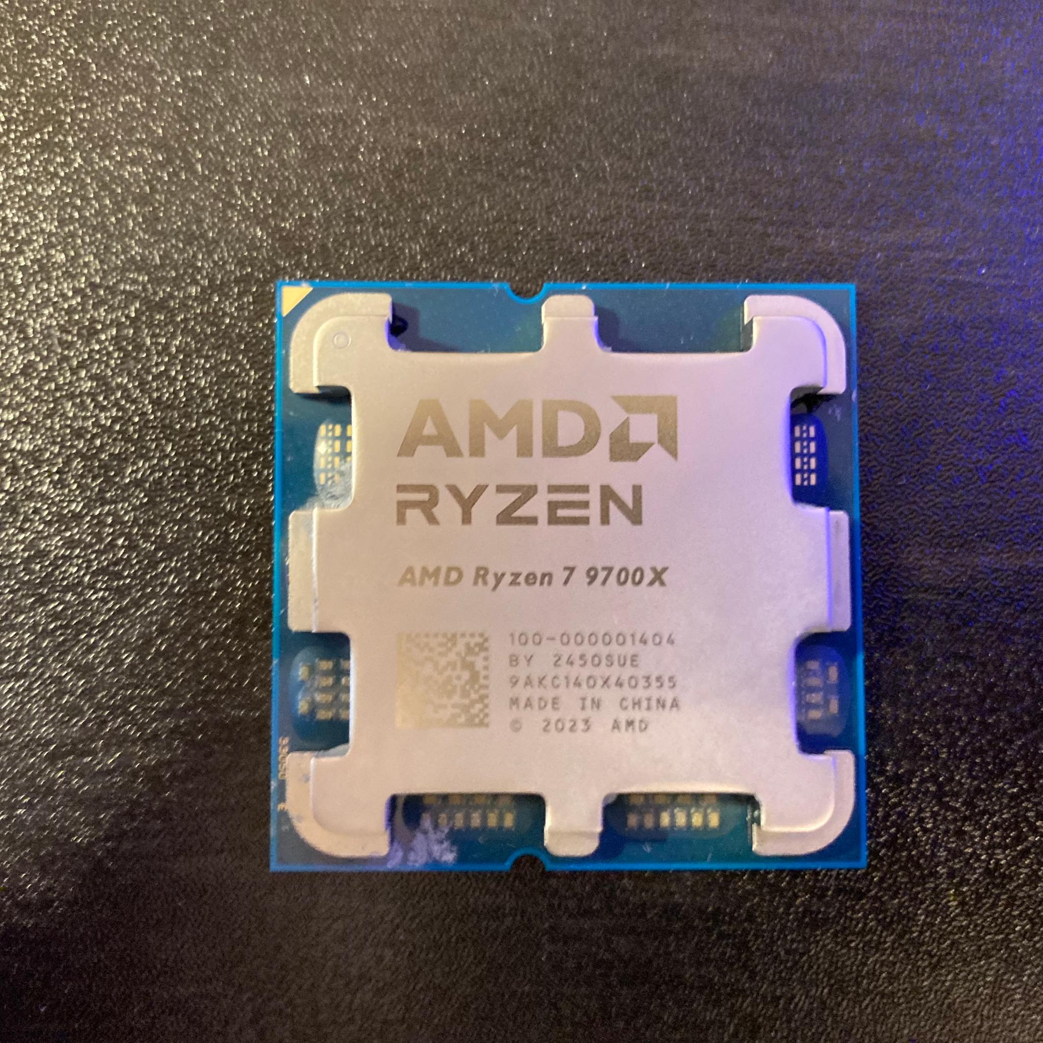 AMD Ryzen 7 9700X