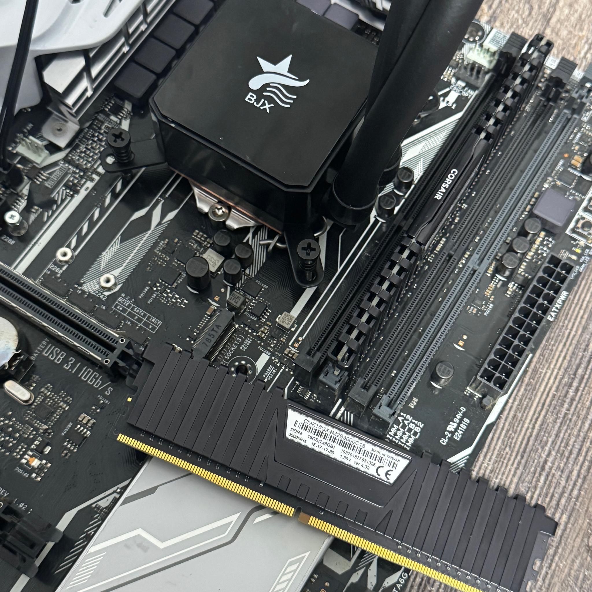 INTEL COMBO - Intel i7 7700k / ASUS PRIME Z270-A / 16GB RAM 3000MHz - AIO