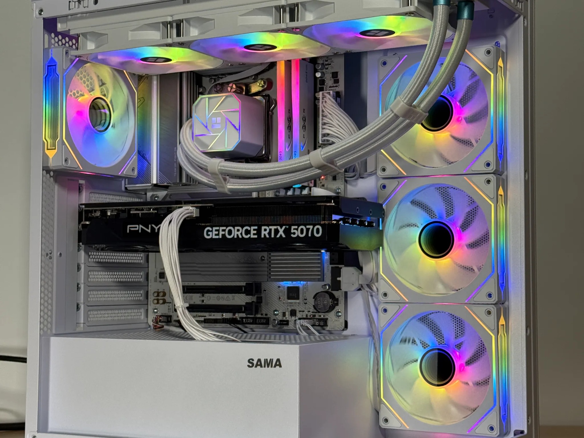 RTX 5070 Ryzen 9700X Gaming PC