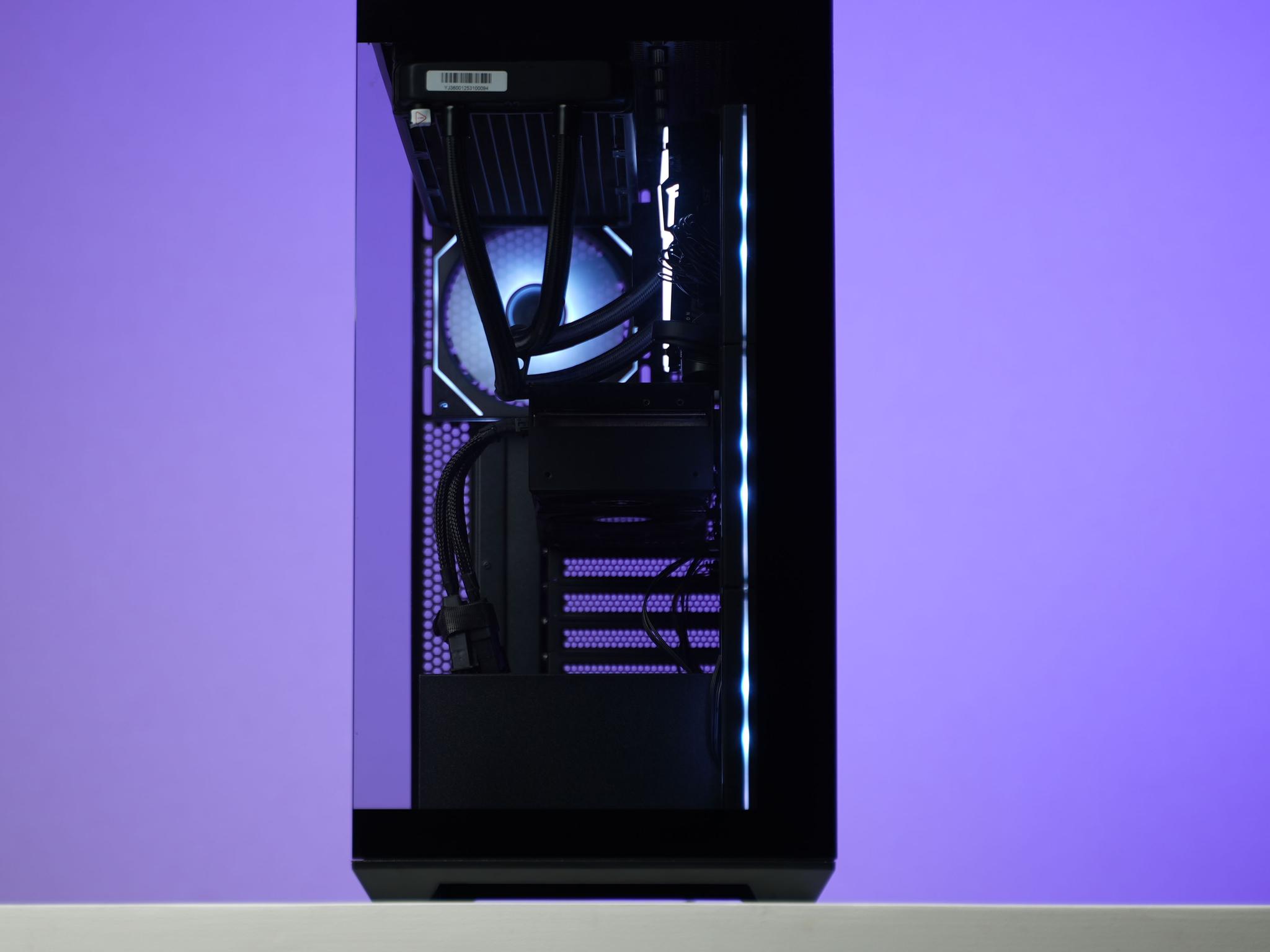 “NOIRFORM 2” RTX 4080 Super Ryzen 7 9700X 32GB 2TB Windows 11 Pro Workstation Gaming PC