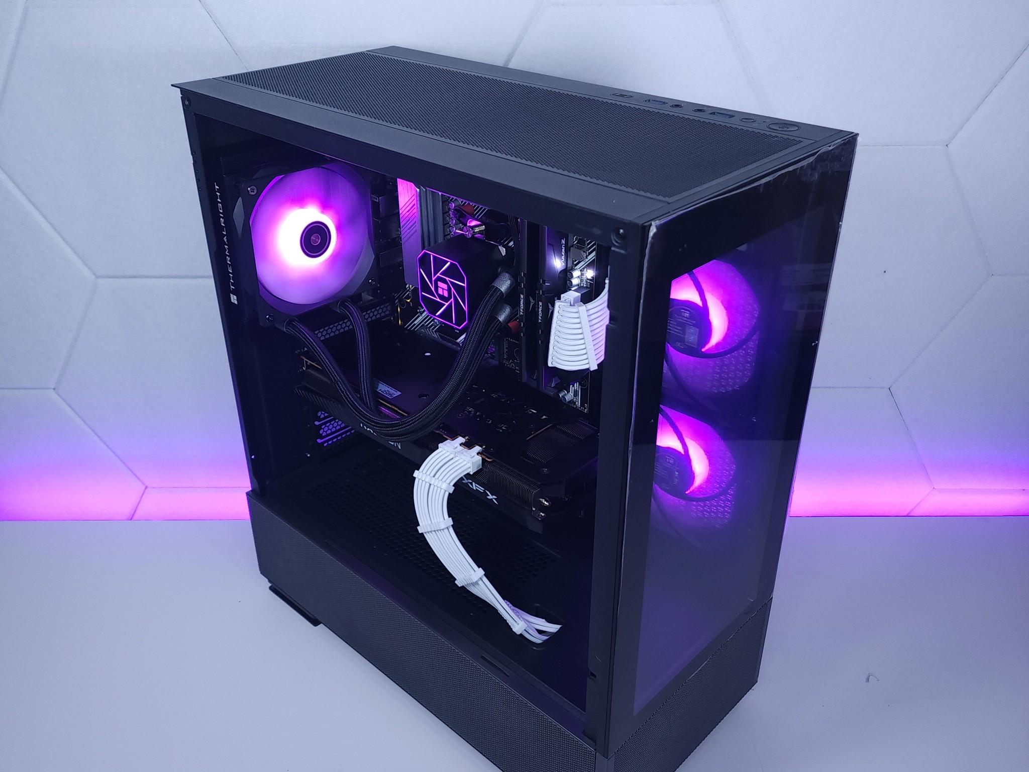 💜🖤RX 6700 | Ryzen 5 5600 | 16GB 3200MHz | 1TB NVMe SSD