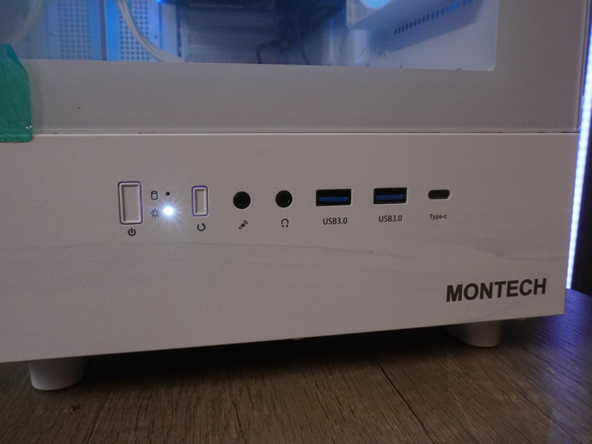 🤍AESTHETIC🤍 INTEL 1440P 💙ARC B570 10GB💙 💙i5 12400f💙 32GB RAM, 1TB NVME, WIFI, WINDOWS ACTIVATED