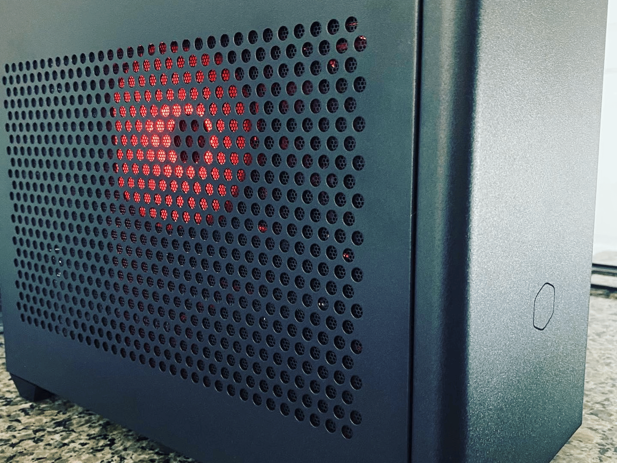 SFF Gaming PC: Ryzen 7 3700X/RTX 3050