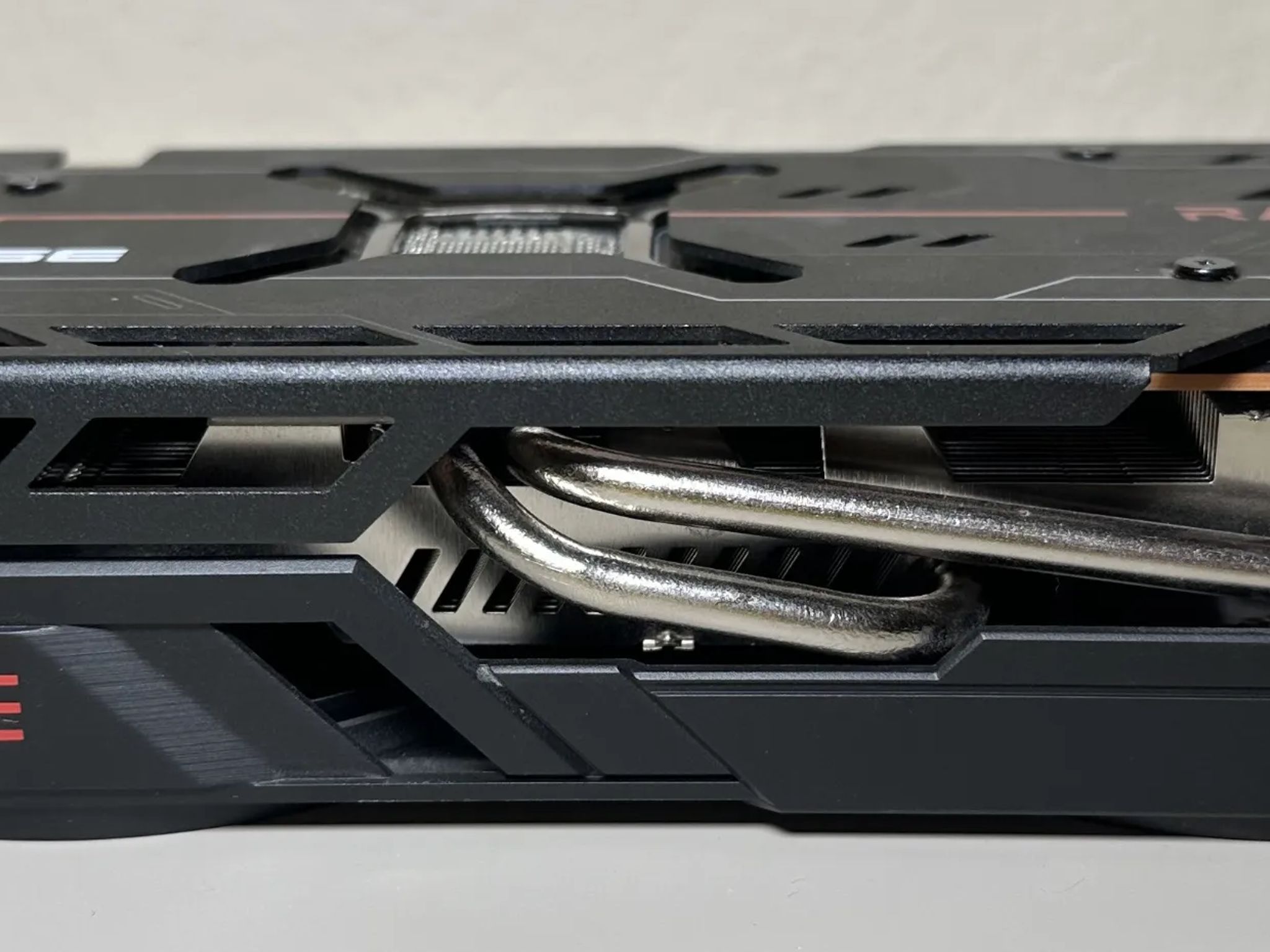 Sapphire PULSE RX 6700 XT AMD