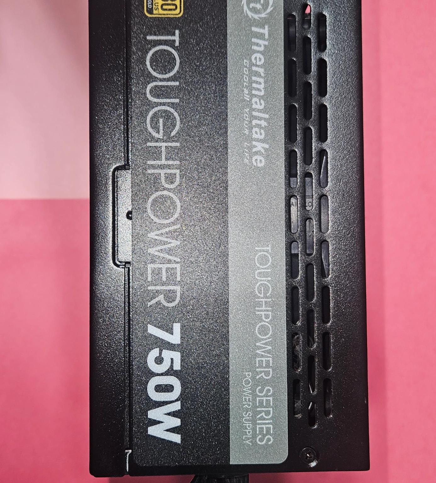Thermaltake Toughpower 750W 80+Gold Semi-Modular PSU