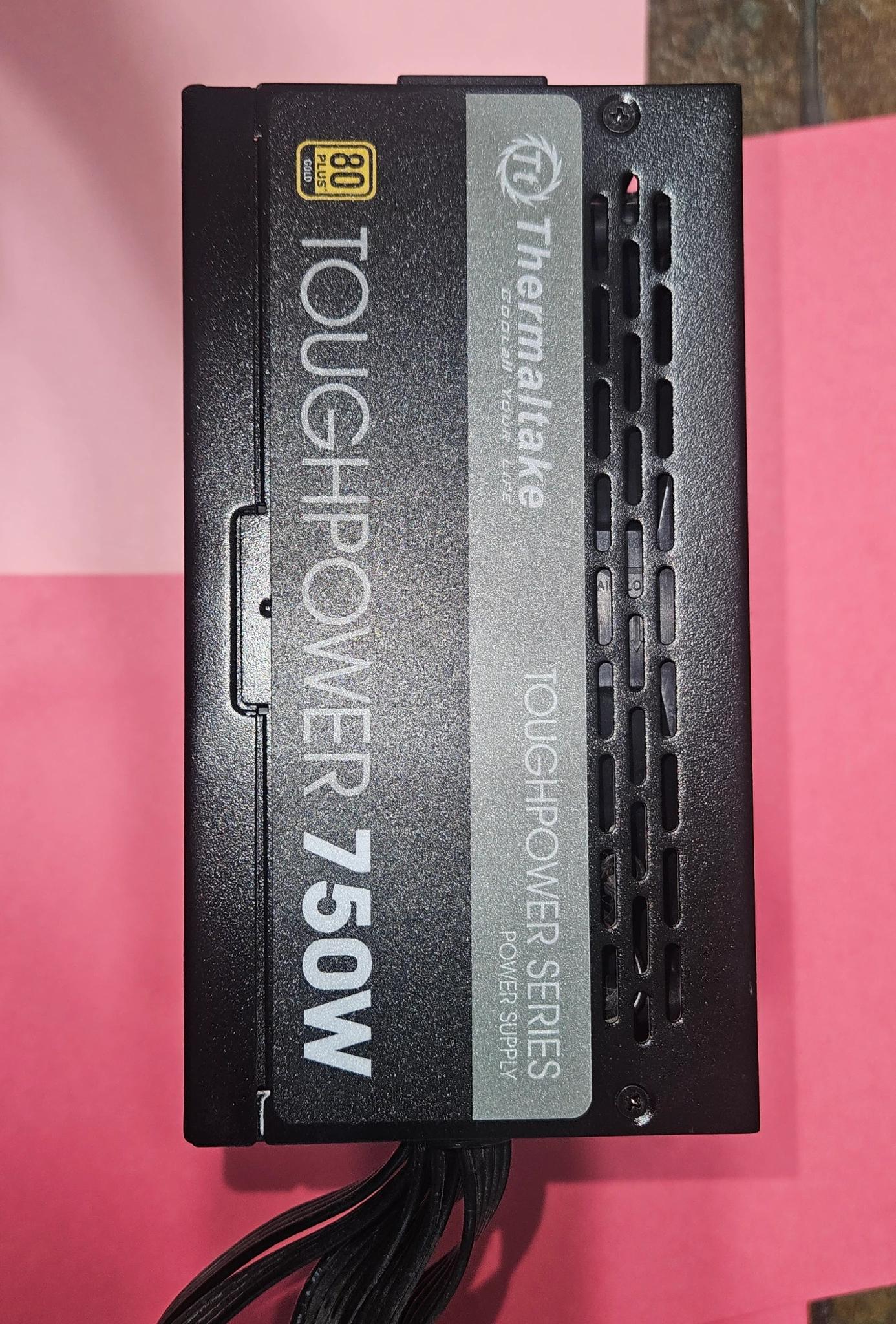 Thermaltake Toughpower 750W 80+Gold Semi-Modular PSU