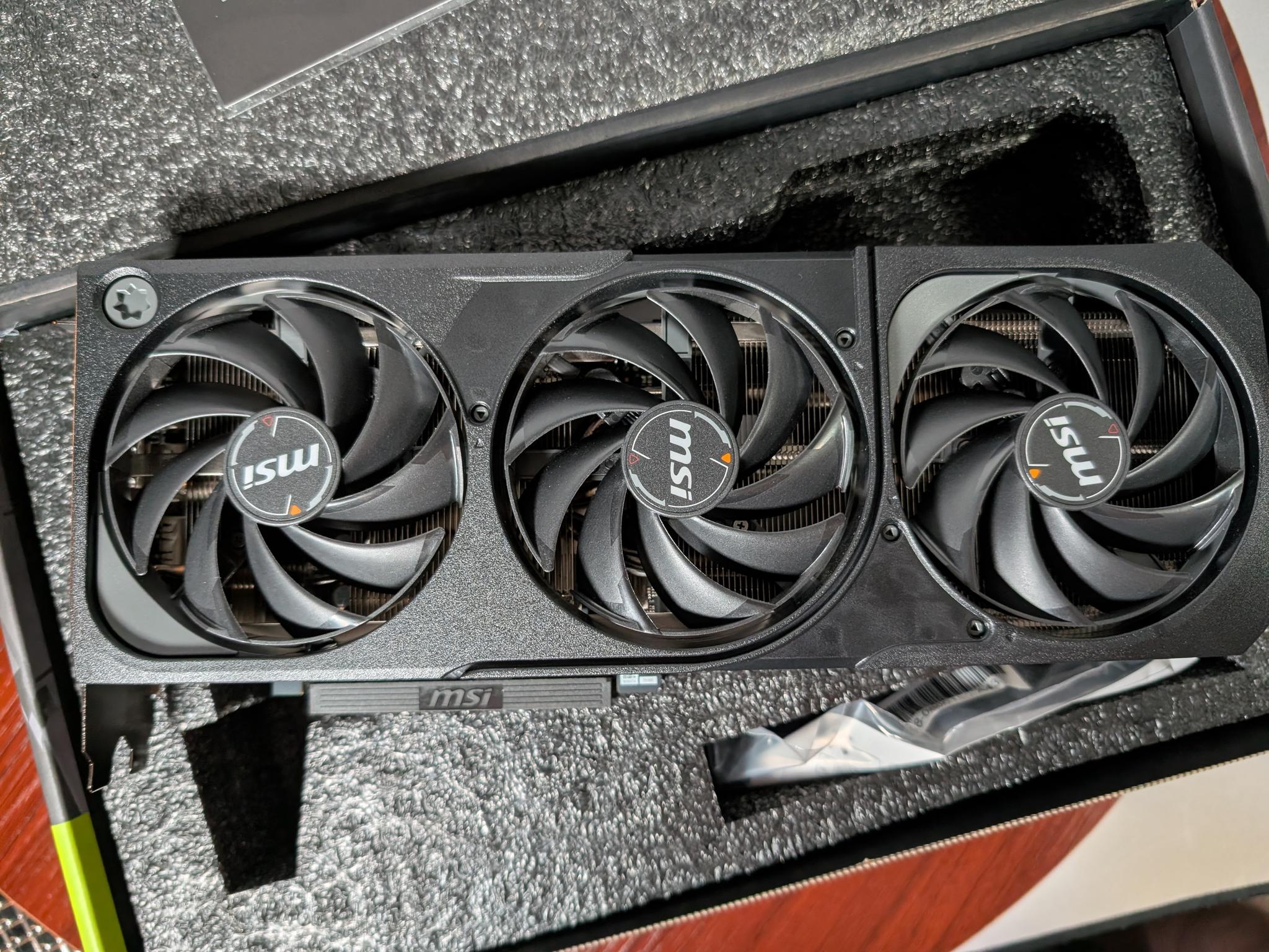 NVIDIA GeForce RTX 5070 - Image 4