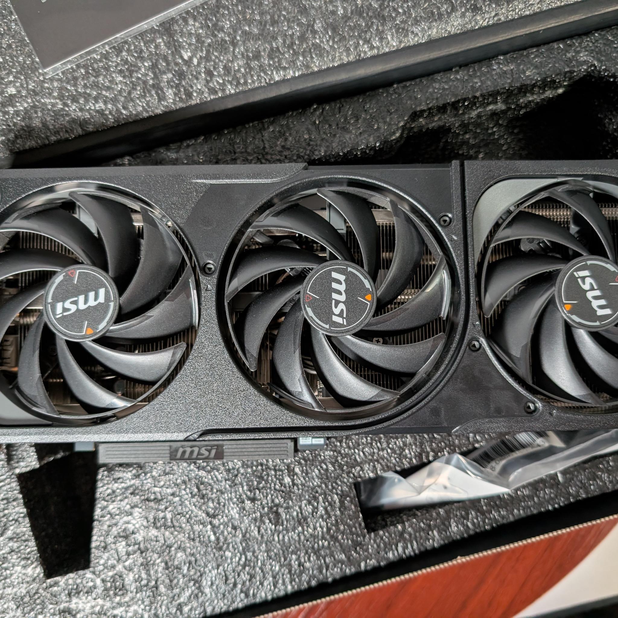 MSI GeForce RTX 5070 12G SHADOW 3X OC