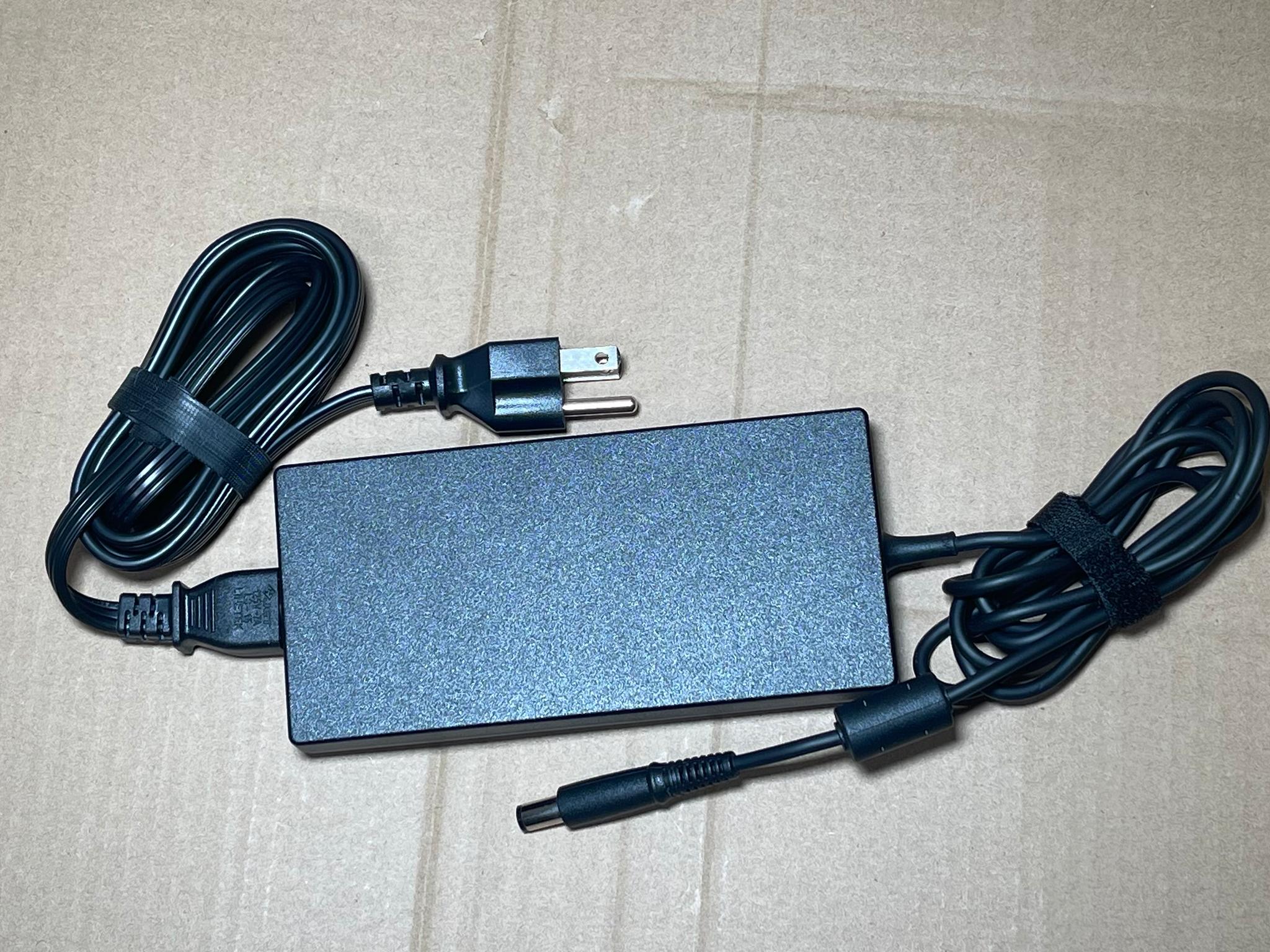 Intel NUC - NUC8i7HVK, Used, Tested, i7-8809G, 32GB, 1.5TB