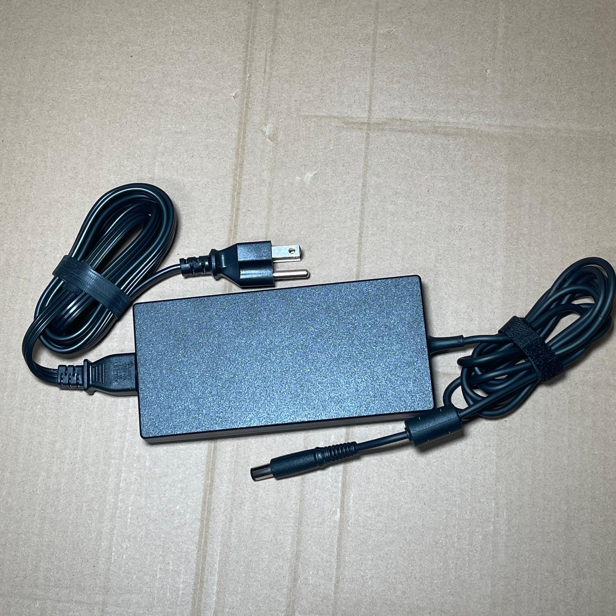 Intel NUC - NUC8i7HVK, Used, Tested, i7-8809G, 32GB, 1.5TB
