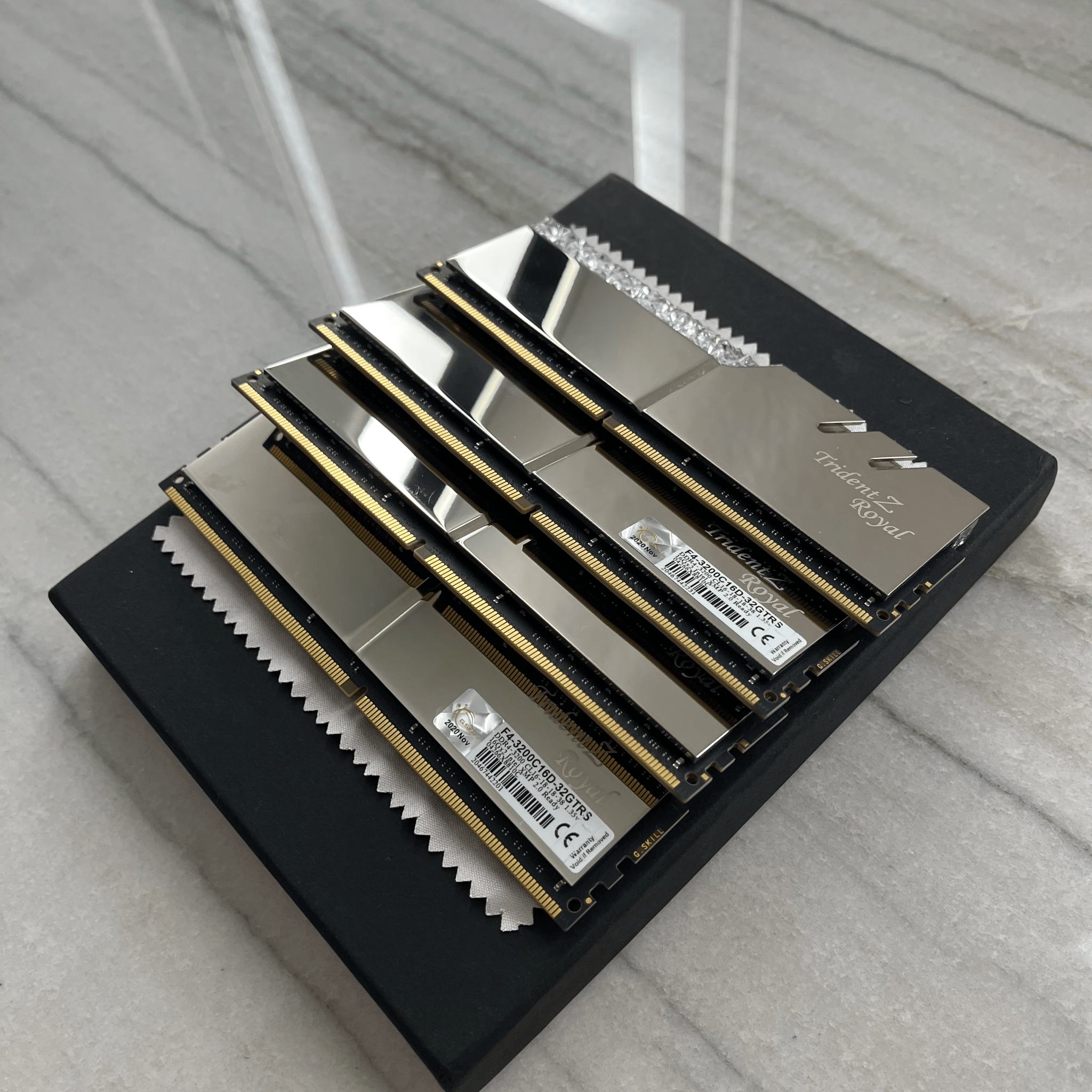 Gskill Tridentz Royals 4x16GB 3200MHZ Enthusiast Ram Kit
