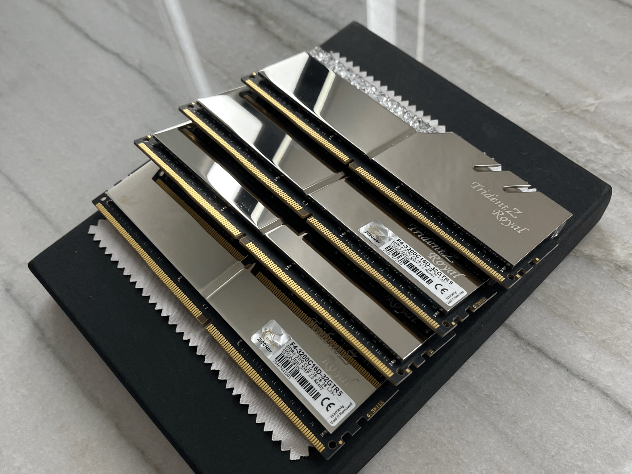 Gskill Tridentz Royals 4x16GB 3200MHZ Enthusiast Ram Kit