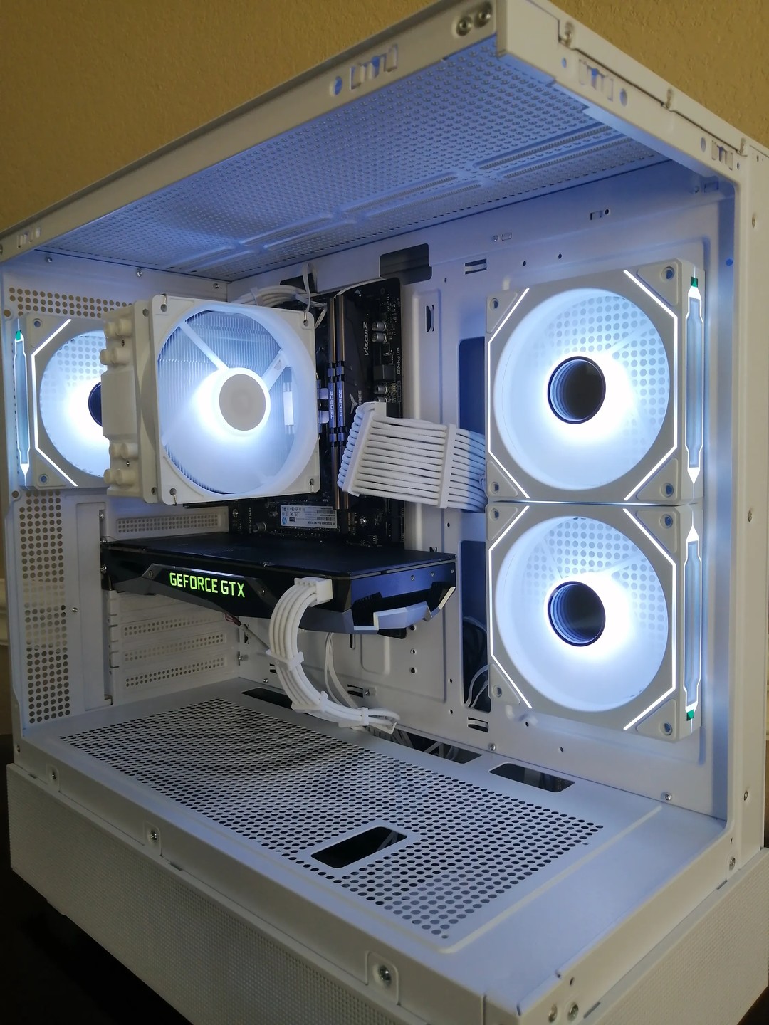 NVIDIA GTX Gaming PC! Clean White Build with Ryzen 5 | Jawa