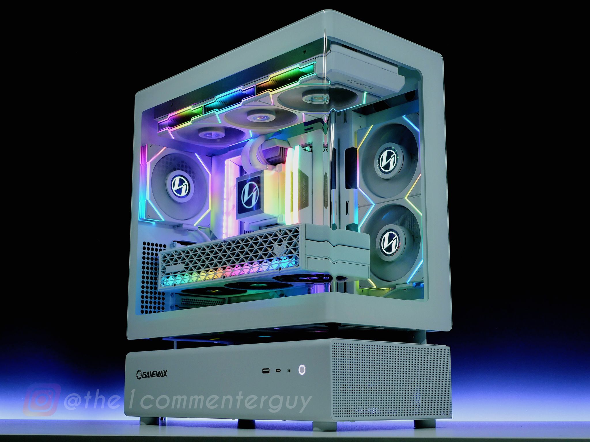 STEALTH 🧊|🖥 Ryzen 9800X3D, RX 9070XT, 2TB 4.0 nvme, 32GB DDR5 RGB White Gaming Pc