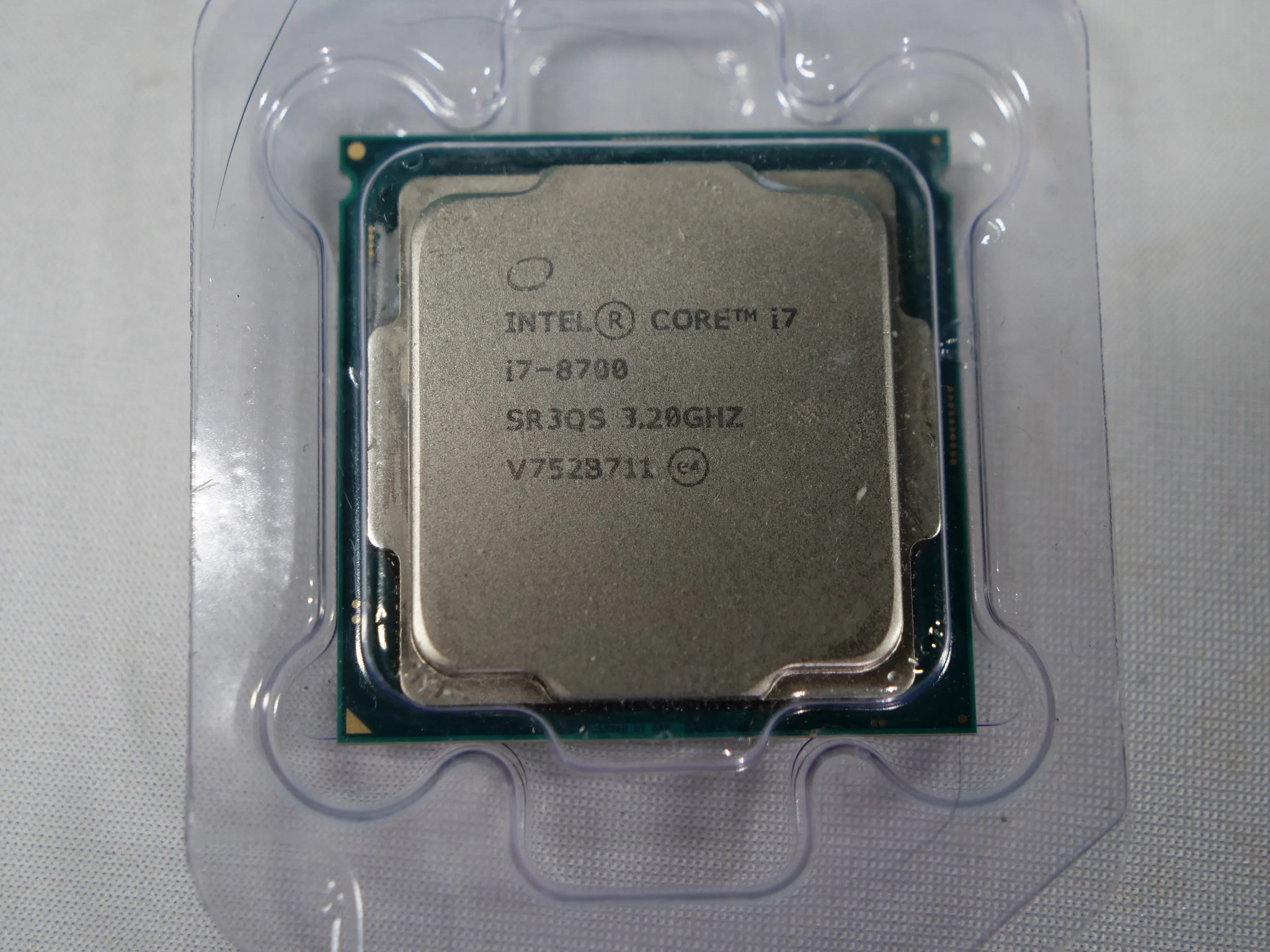 i7-8700 @ 3.2ghz. Free Ship.