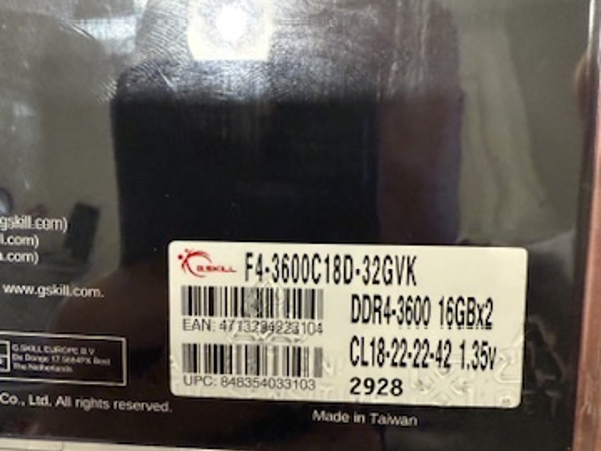 G.SKILL Ripjaws V Series 32GB (2 x 16GB) 288-Pin PC RAM DDR4 3600 (PC4 28800) Desktop Memory