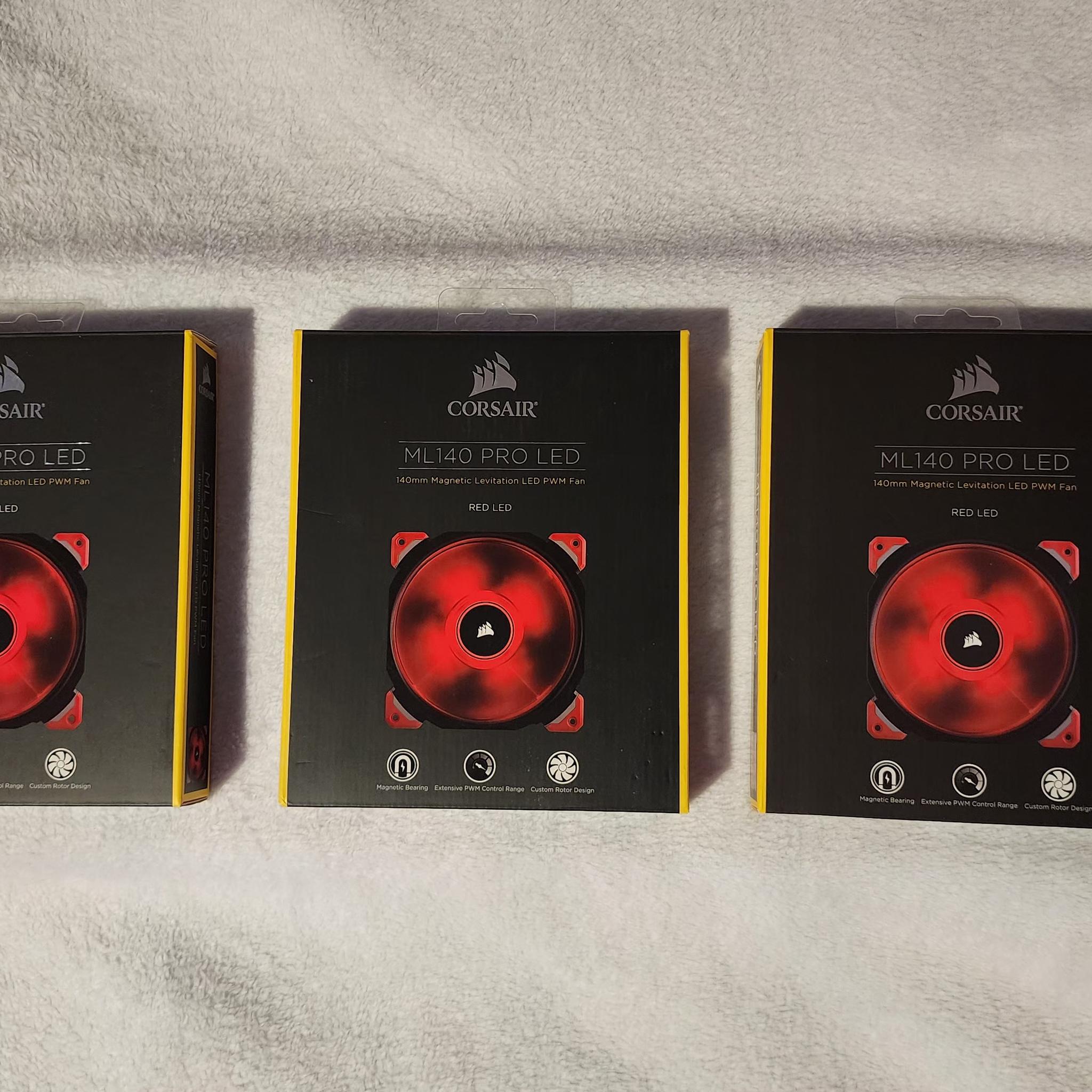 3 Corsair ML140 Pro LED, Red, 140mm Premium Magnetic Levitation Cooling Fans, 4 Pin