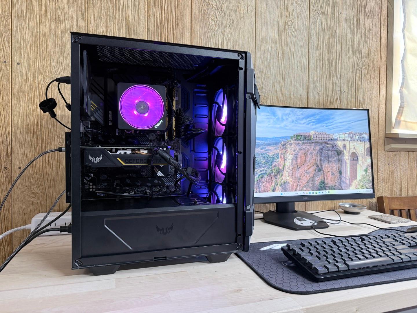 ASUS TUF PC - ASUS TUF Case, ASUS TUF Gaming B550+ [wifi], 3400G, ASUS TUF 1650, 16GB DDR4, 512GB