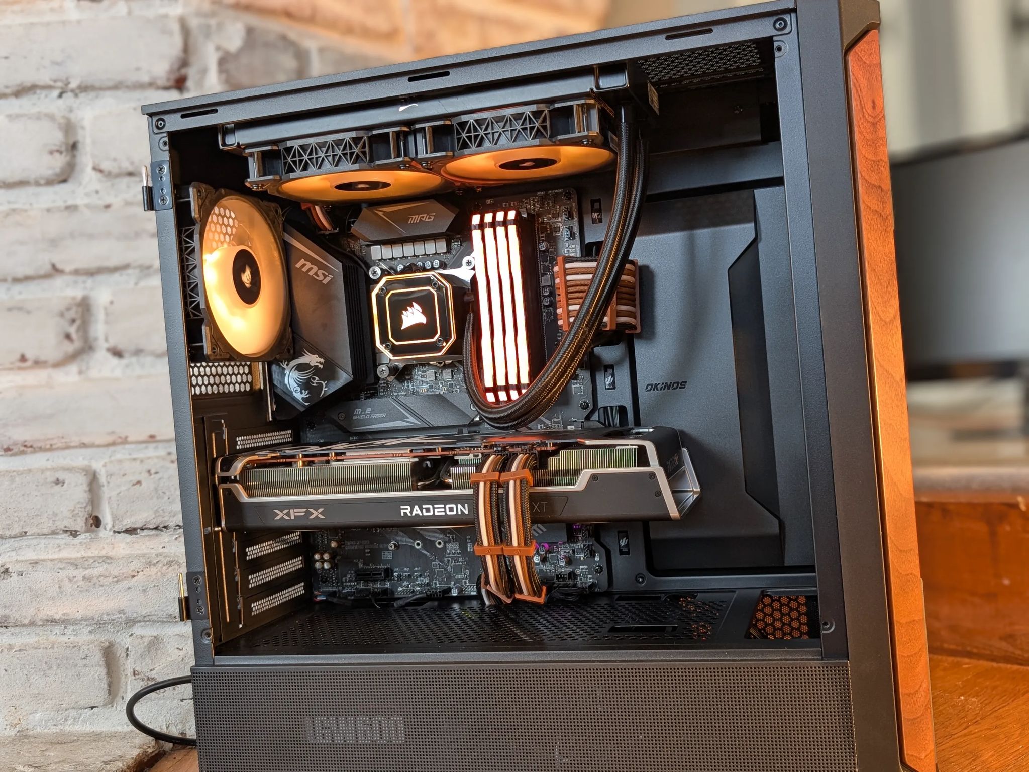 MIDNIGHT TIMBER - Gaming PC - Intel I5-11600K - AMD Radeon RX 6700XT