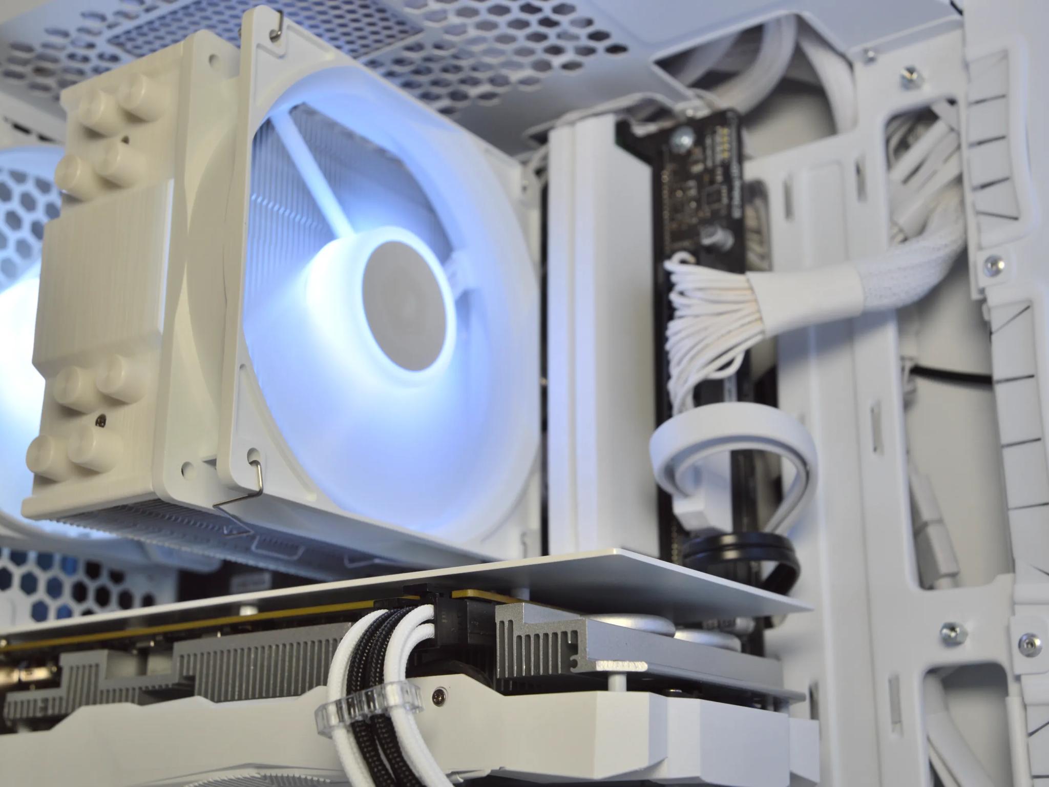🌨️🌨️| RTX 2060 SUPER 6GB | INTEL i5-9500 | 16GB DDR4 RAM | 1TB SATA SSD | Blizzard Box |